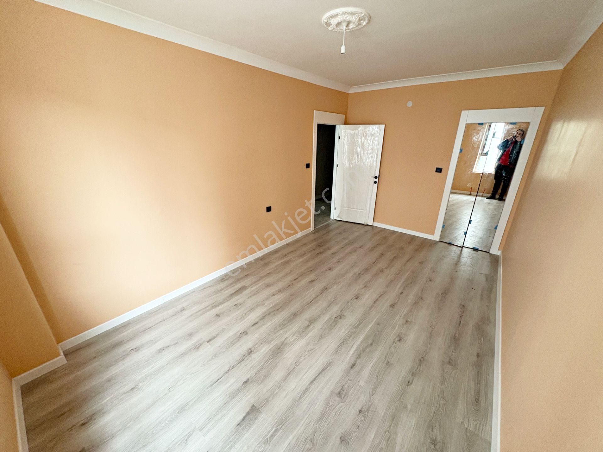 3+1 3.kat Ayvalı Merkezde Sıfır Geniş Oturum E.banyo Asansör - Görsel 32