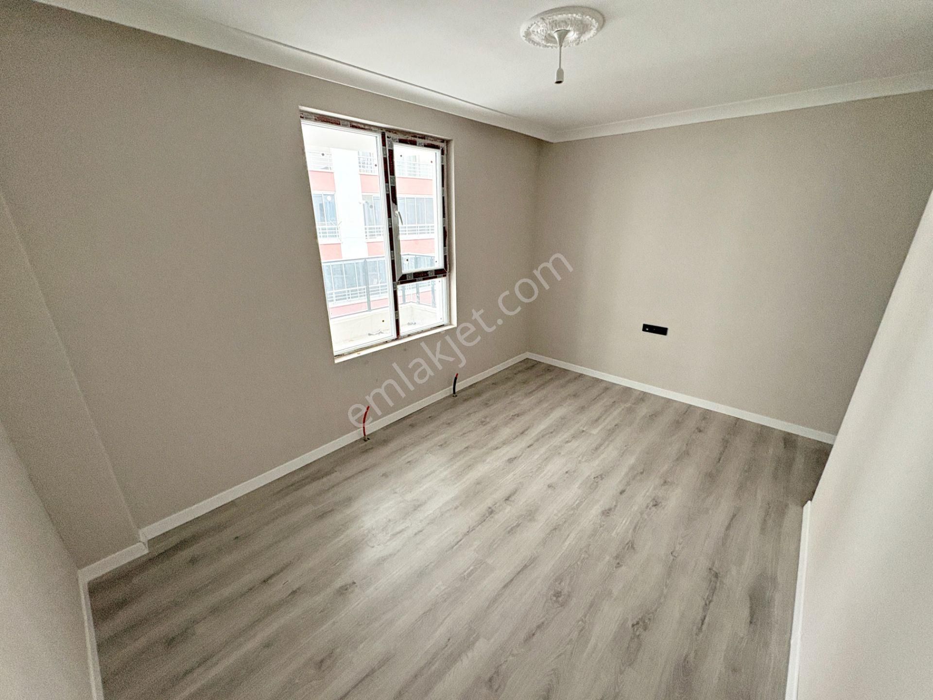 3+1 3.kat Ayvalı Merkezde Sıfır Geniş Oturum E.banyo Asansör - Görsel 21