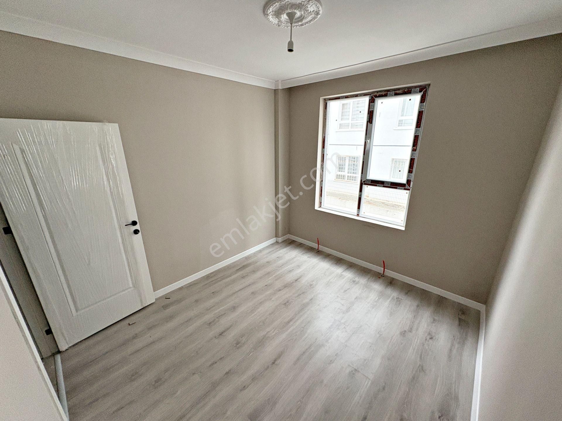 3+1 3.kat Ayvalı Merkezde Sıfır Geniş Oturum E.banyo Asansör - Görsel 25