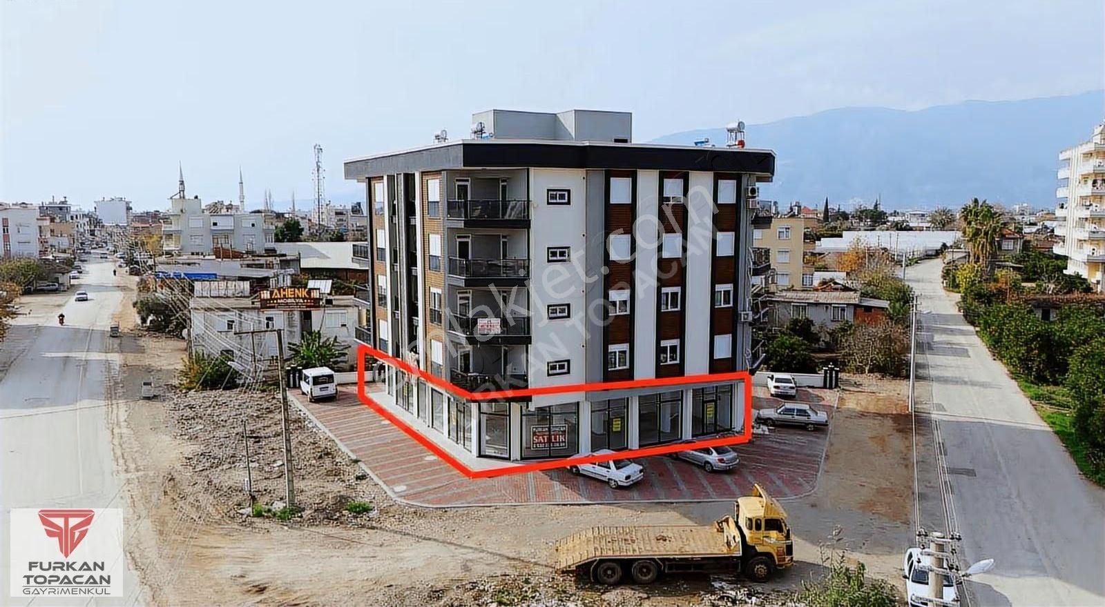 Furkan Topacan Gayrimenkul'den Satılık Dükkan