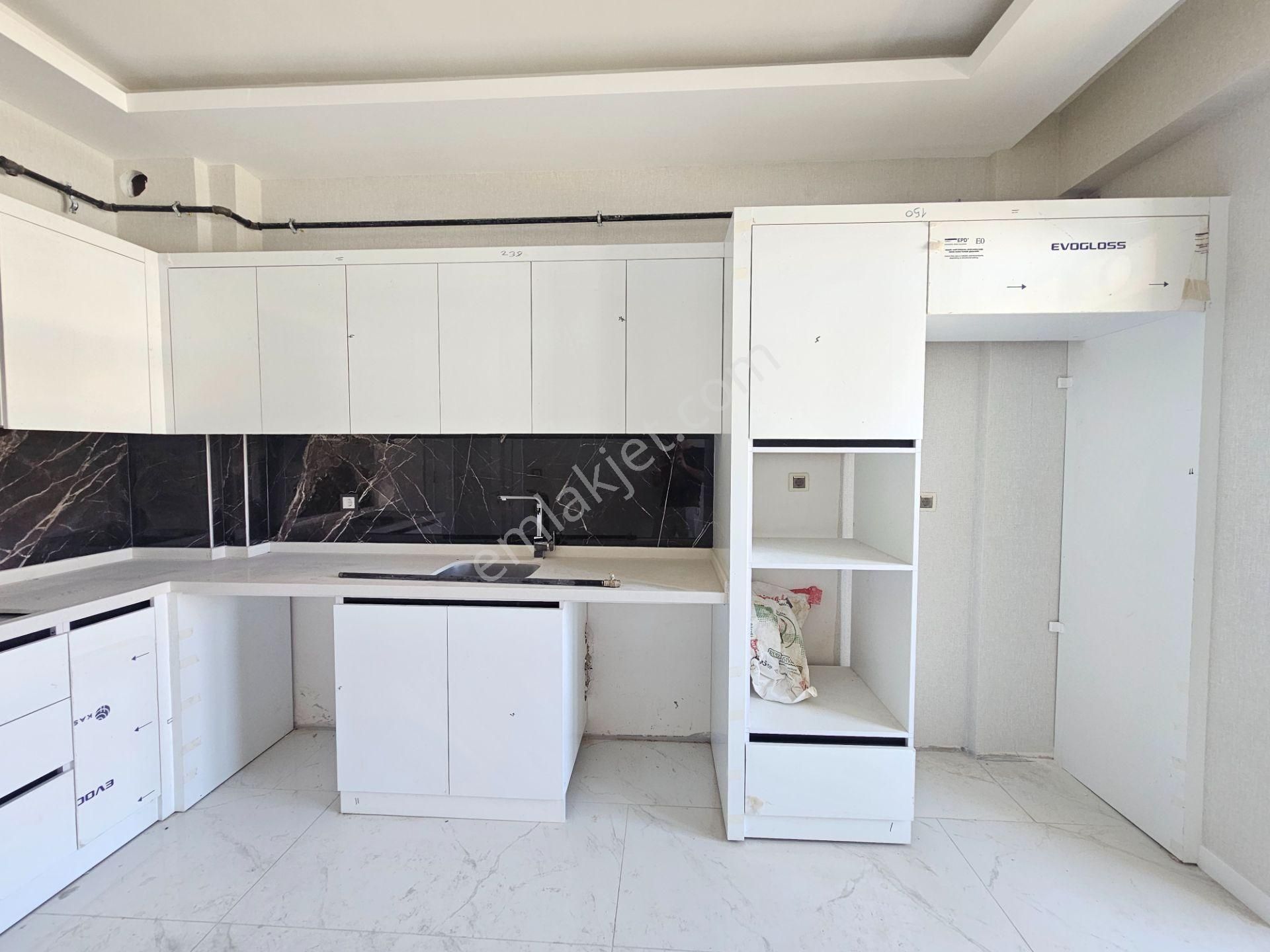 Akşemsettin Mahallesinde İşyapar Gayrimenkul’den Site İçi 2+1 Lüks Sıfır Satılık Daireler - Görsel 12