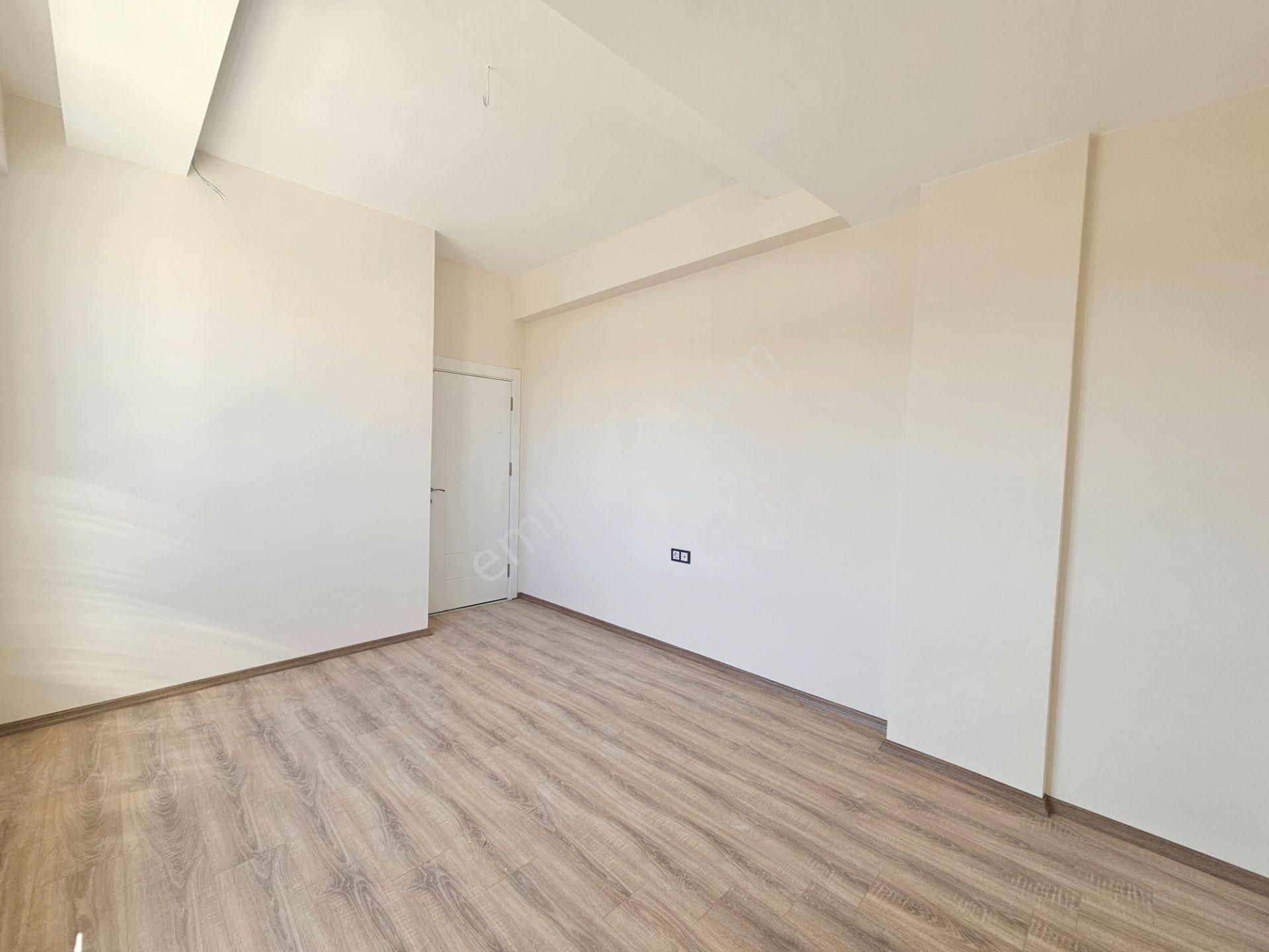 Akşemsettin Mahallesinde İşyapar Gayrimenkul’den Site İçi 2+1 Lüks Sıfır Satılık Daireler - Görsel 24