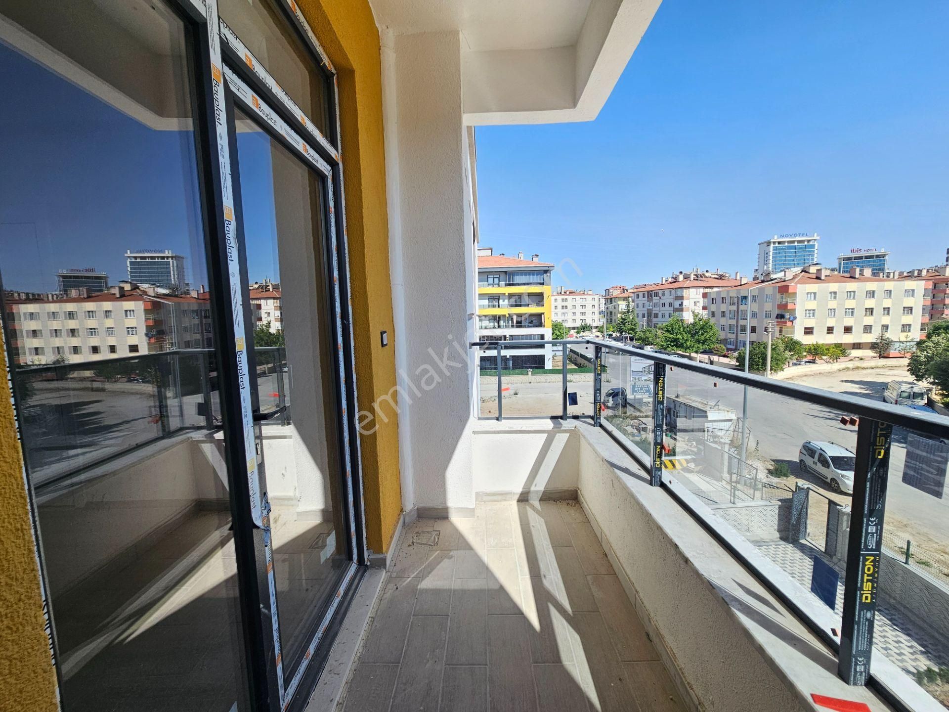 Akşemsettin Mahallesinde İşyapar Gayrimenkul’den Site İçi 2+1 Lüks Sıfır Satılık Daireler - Görsel 33