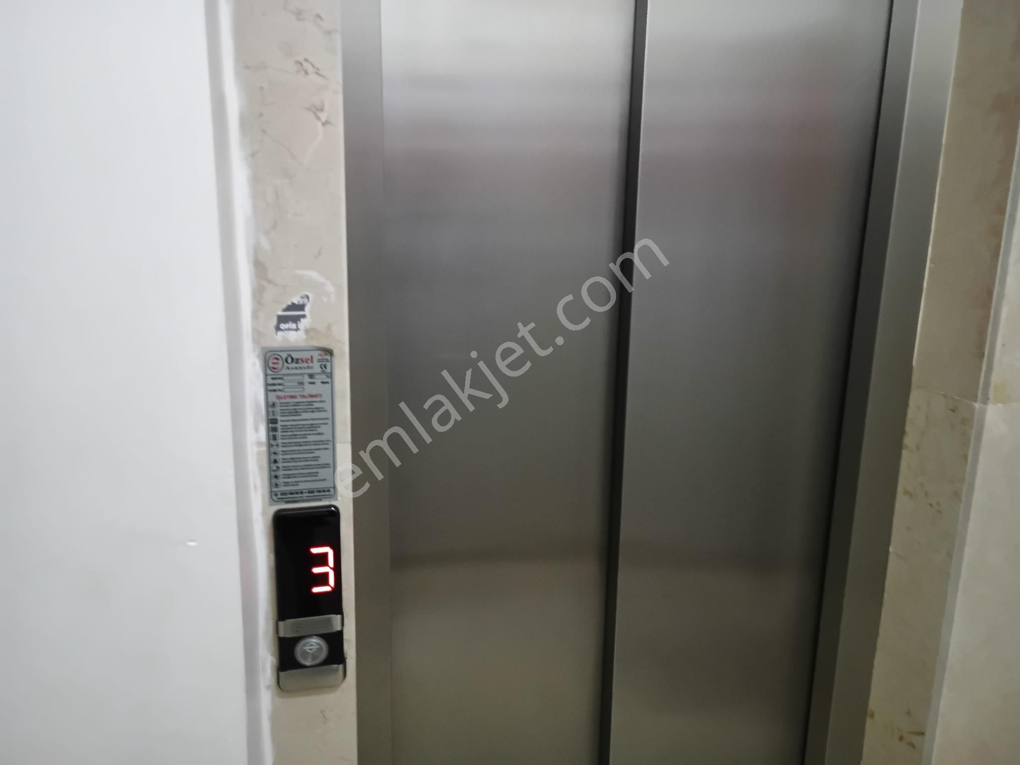 Century 21 Vizyondan Kumlubel'de Kiralık 3+1 Daire - Görsel 20