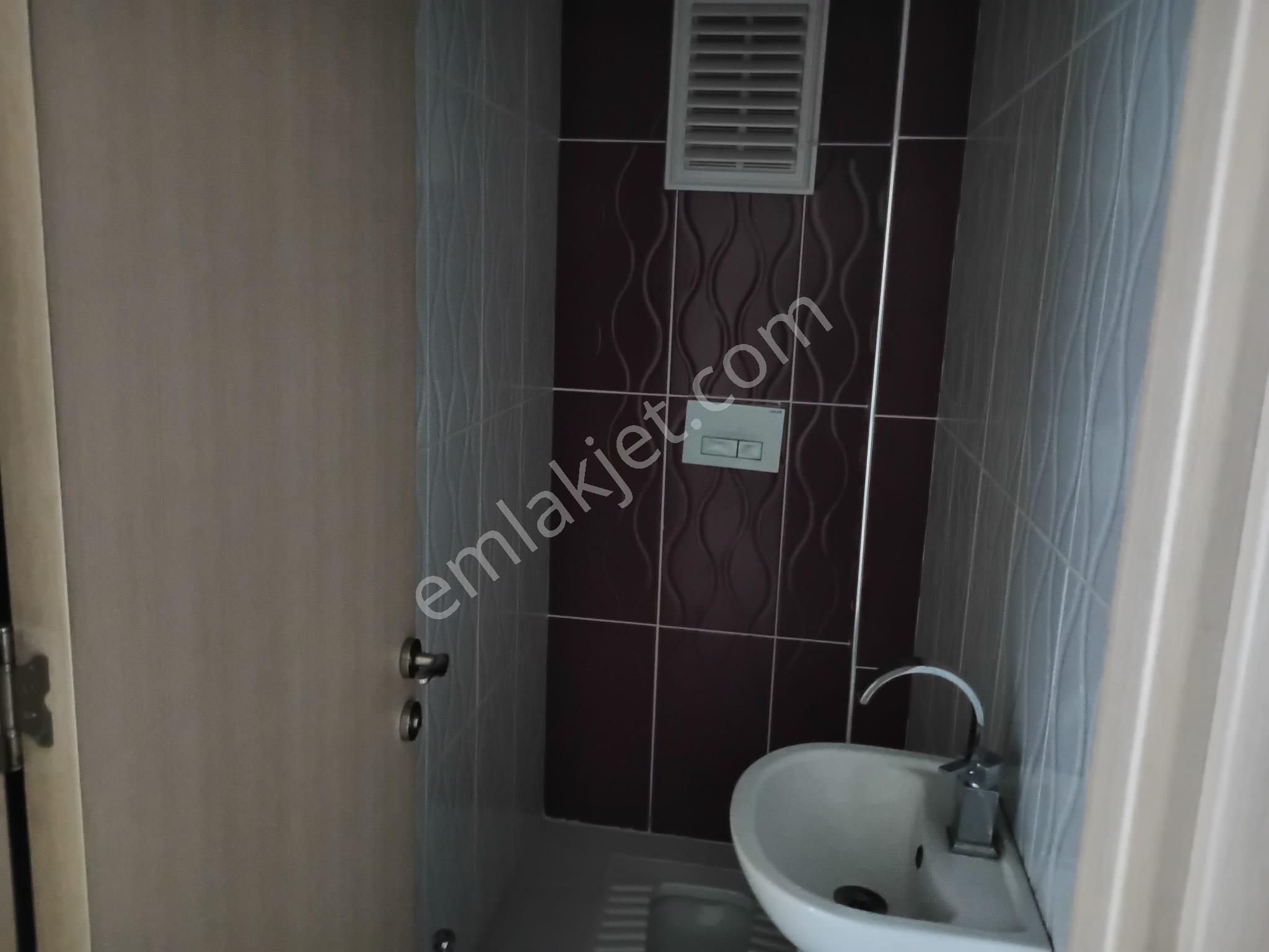 Century 21 Vizyondan Kumlubel'de Kiralık 3+1 Daire - Görsel 16