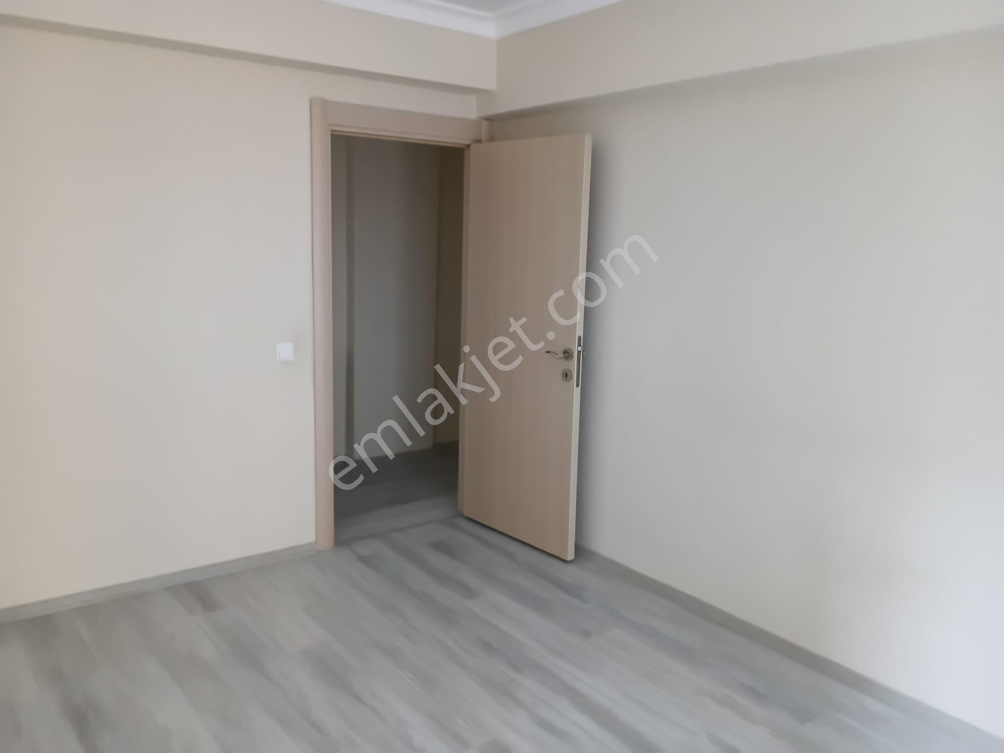 Century 21 Vizyondan Kumlubel'de Kiralık 3+1 Daire - Görsel 7