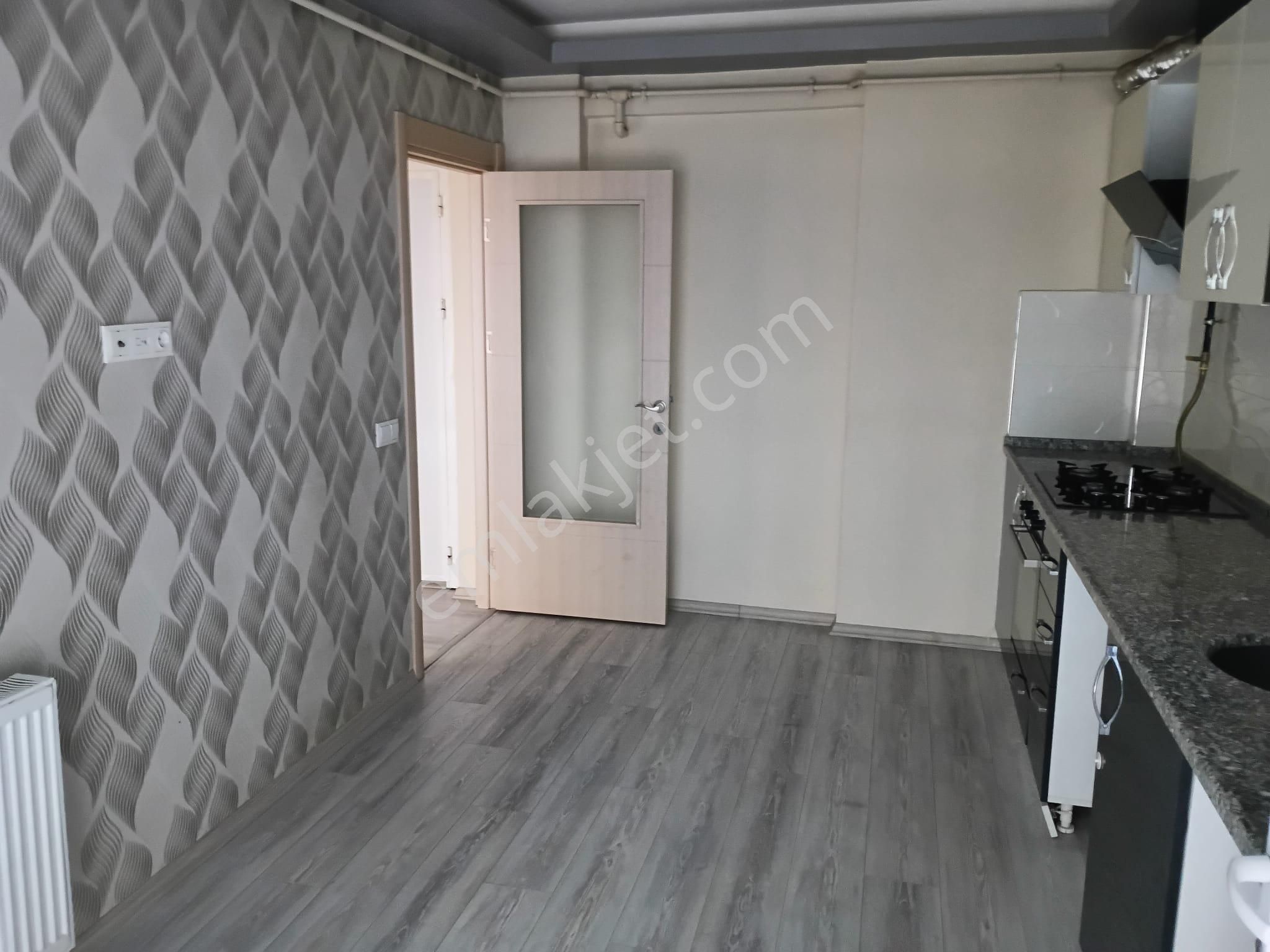 Century 21 Vizyondan Kumlubel'de Kiralık 3+1 Daire - Görsel 13
