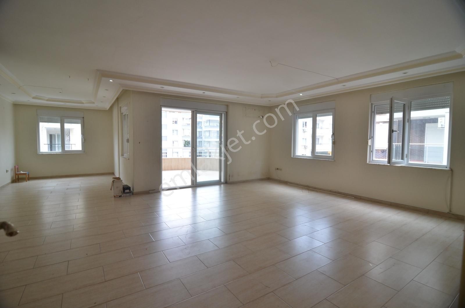 Alanya Oba Mahallesinde Kiralık 2+1 Daire - Görsel 2