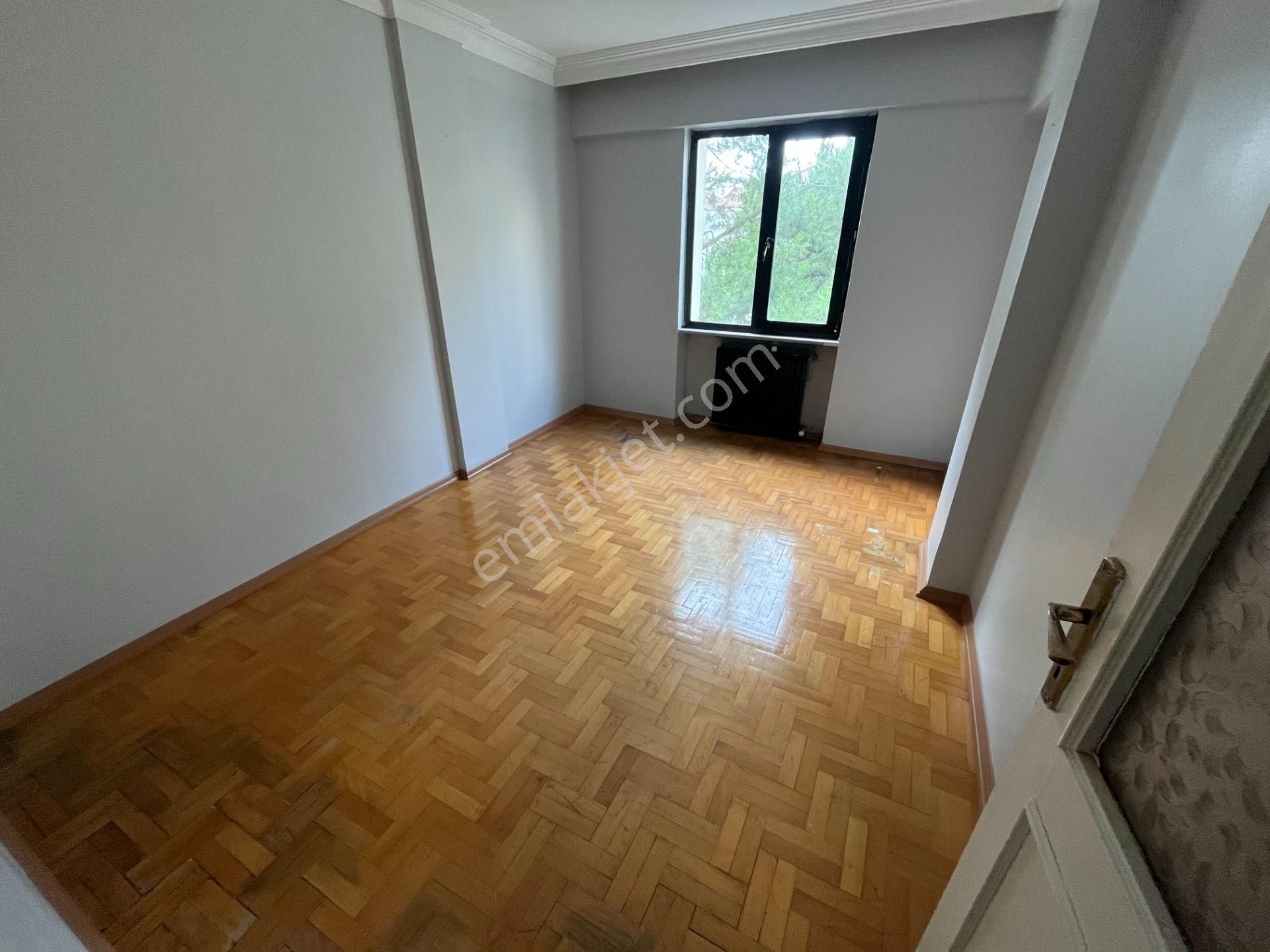 Büyükçekmece Fatih Mah İçi Yapılı Temiz Merkezi Geniş 3+1 Kiralık Daire - Görsel 6