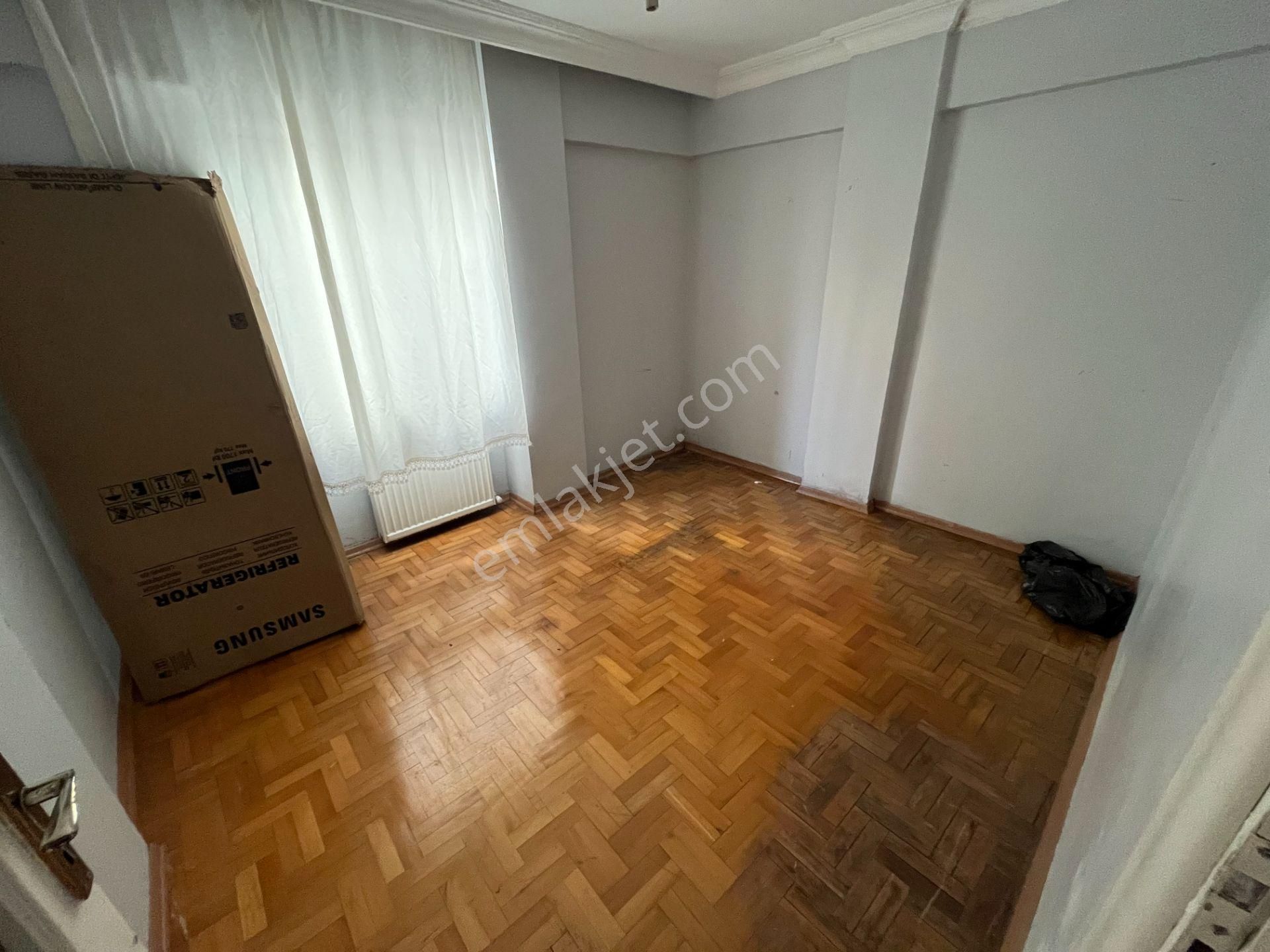 Büyükçekmece Fatih Mah İçi Yapılı Temiz Merkezi Geniş 3+1 Kiralık Daire - Görsel 12