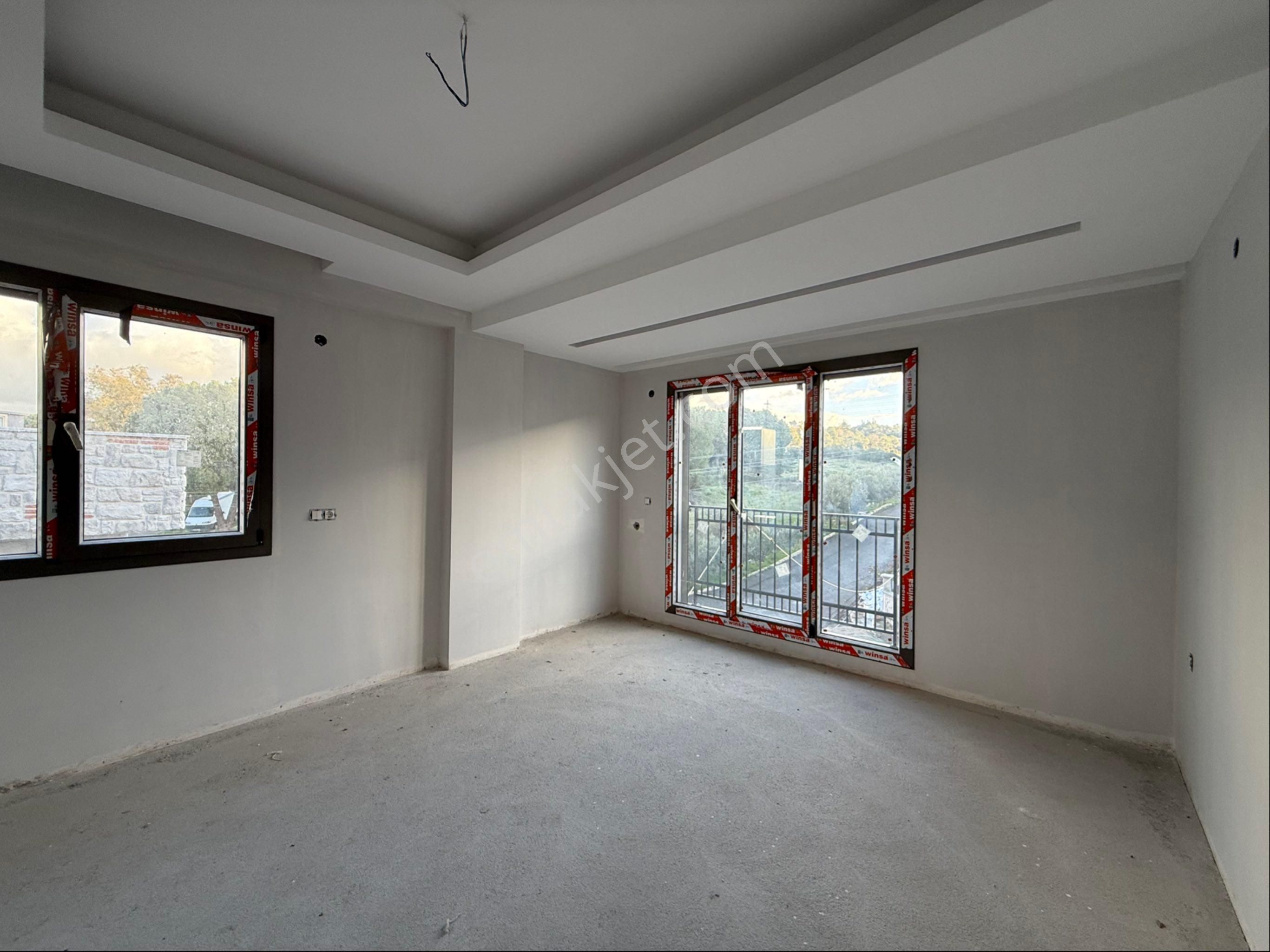 Yalı Mahallesinde Satılık 4+1 Tripleks Villa - Görsel 16