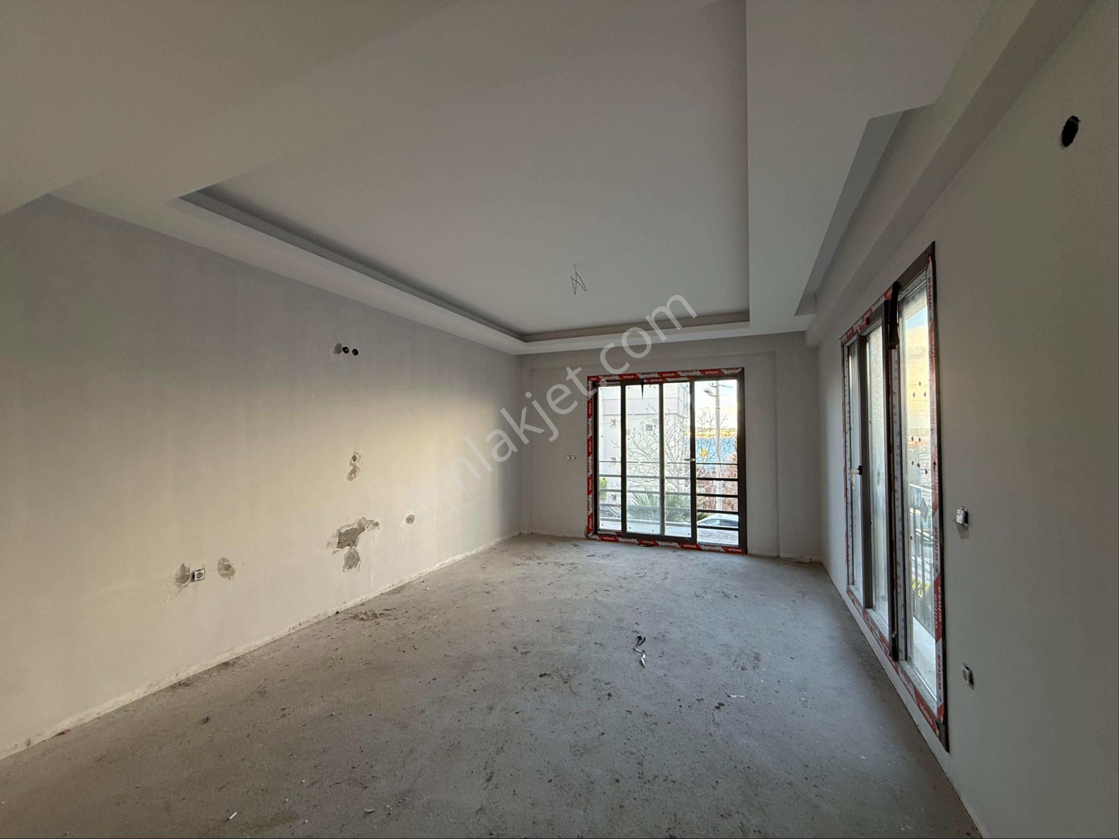 Yalı Mahallesinde Satılık 4+1 Tripleks Villa - Görsel 3
