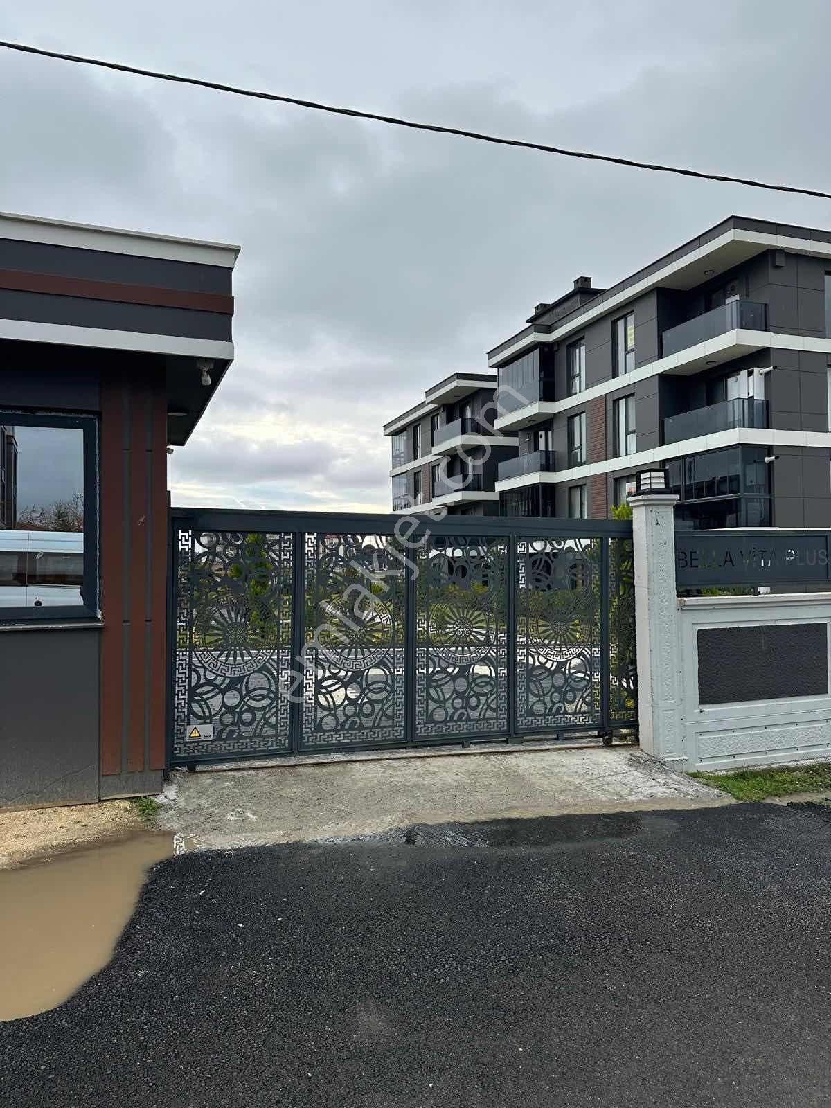 Hürriyet Mahallesin De Havuz Cephe Satılık 1+1 Daire - Görsel 6