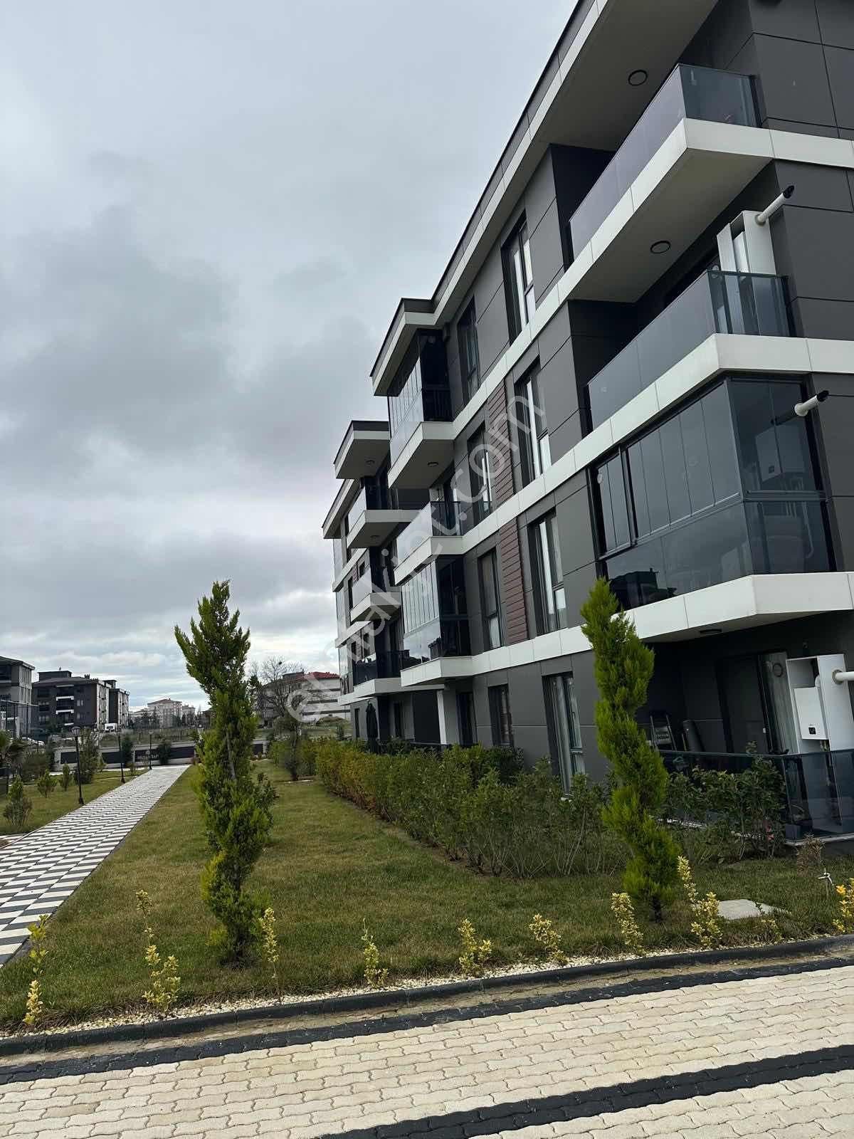 Hürriyet Mahallesin De Havuz Cephe Satılık 1+1 Daire - Görsel 17