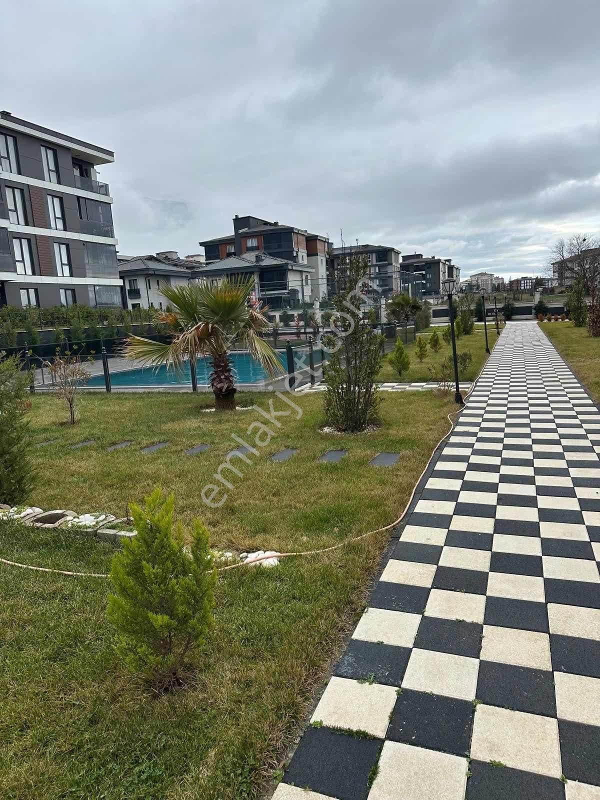 Hürriyet Mahallesin De Havuz Cephe Satılık 1+1 Daire - Görsel 16