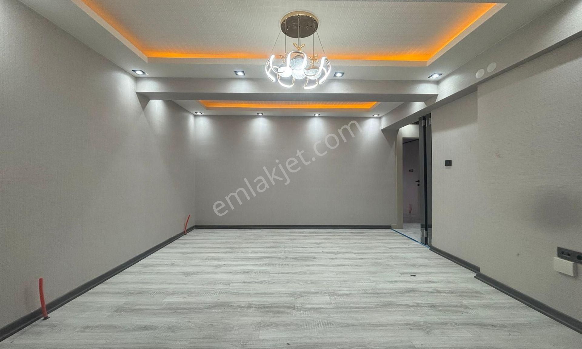 Bulvar'dan Karakaya'da Caddeye Yakın Geniş Masrafsız 3+1 Daire!! - Görsel 12