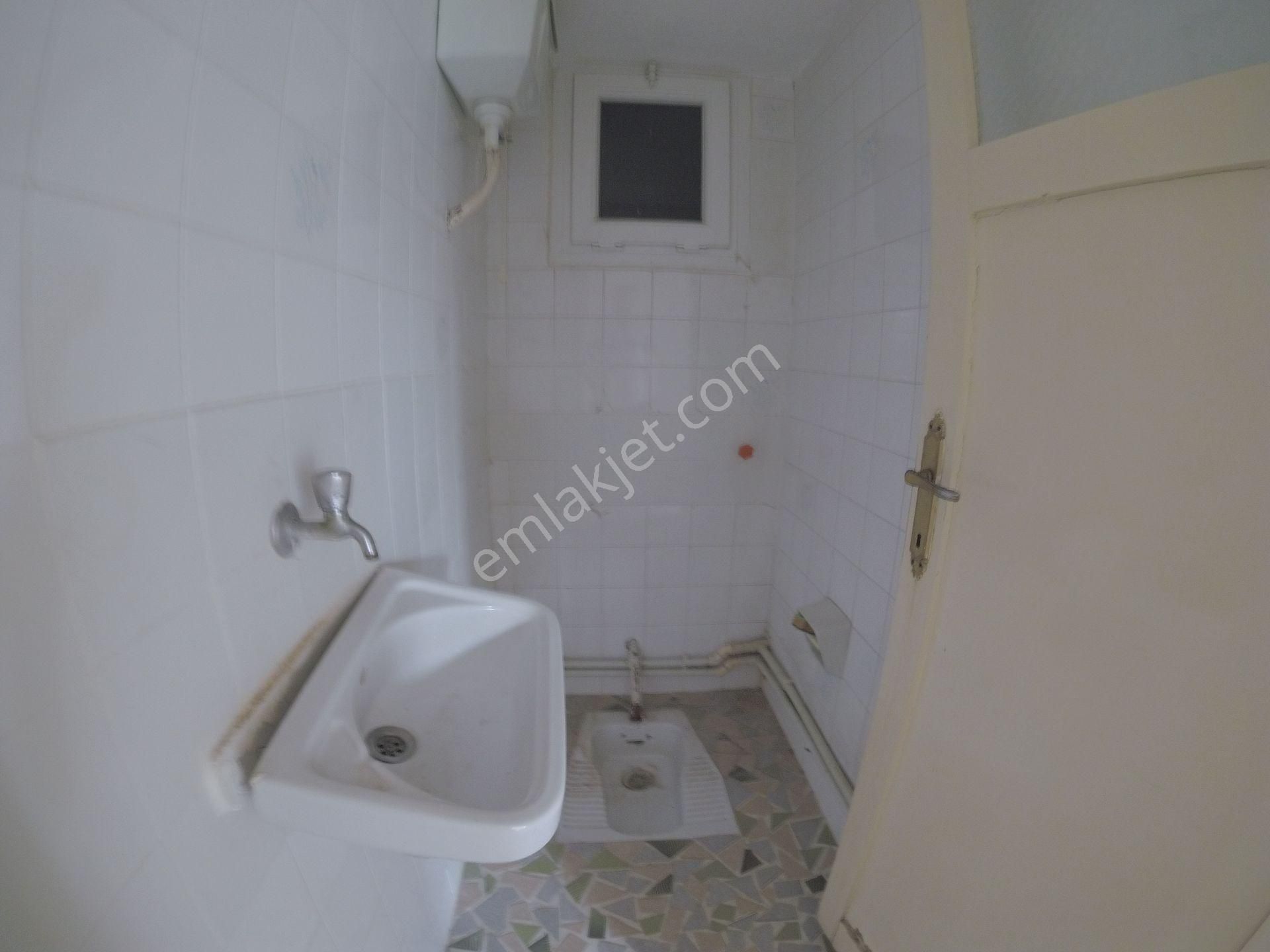 Narlıdere Ilıcada Kiralık Daire 3+1 Termalli Ana Yol&metro Yakın - Görsel 19