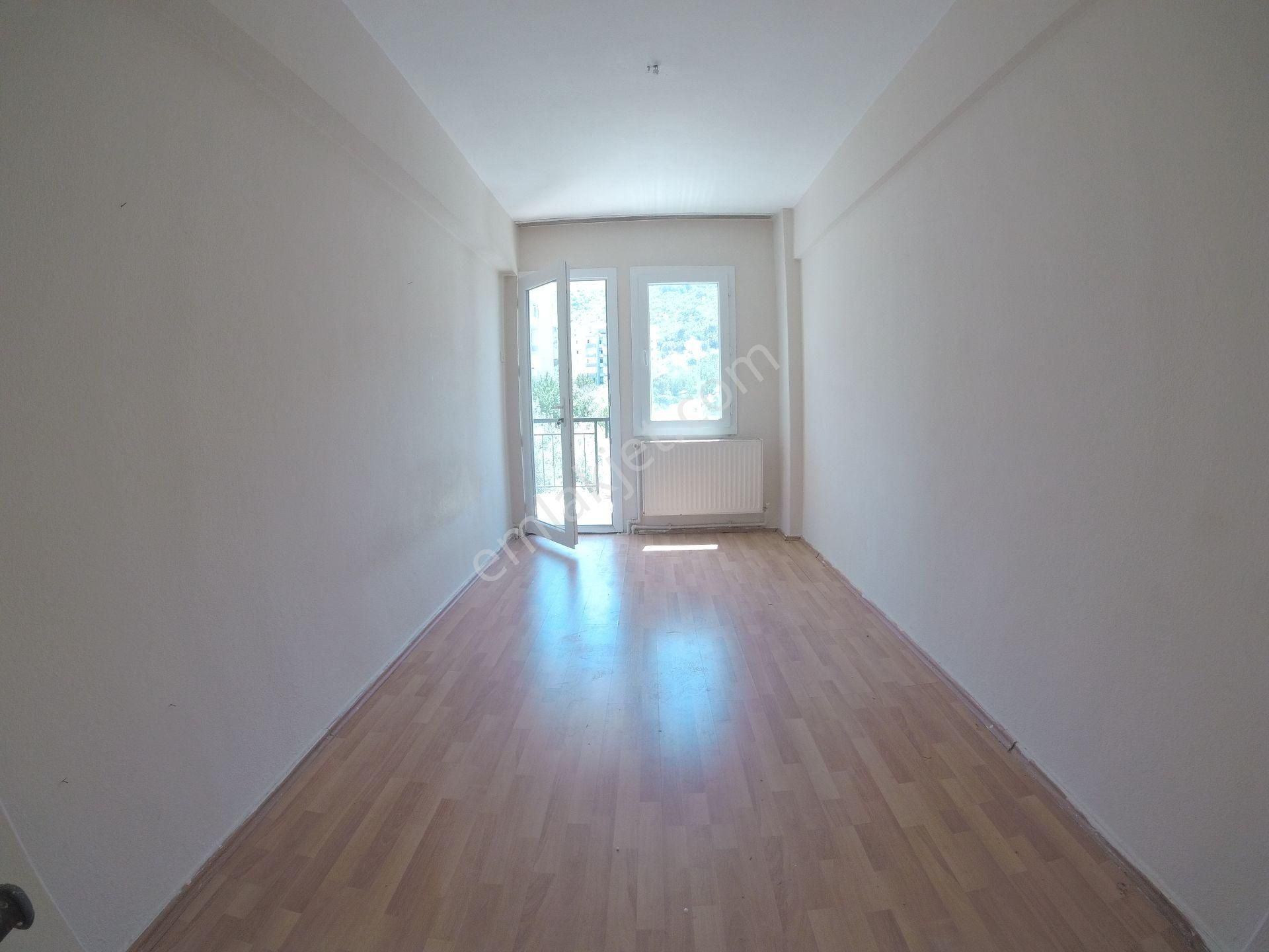 Narlıdere Ilıcada Kiralık Daire 3+1 Termalli Ana Yol&metro Yakın - Görsel 29