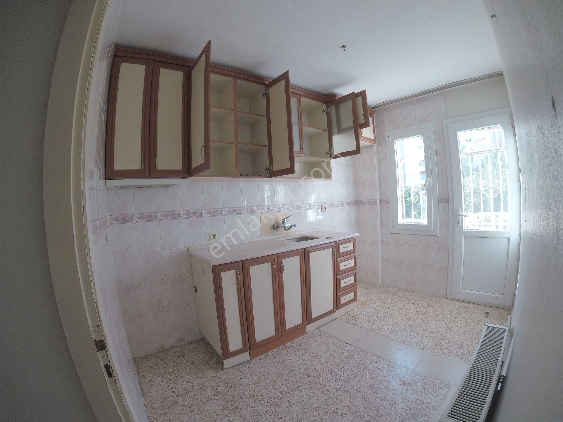 Narlıdere Ilıcada Kiralık Daire 3+1 Termalli Ana Yol&metro Yakın - Görsel 3