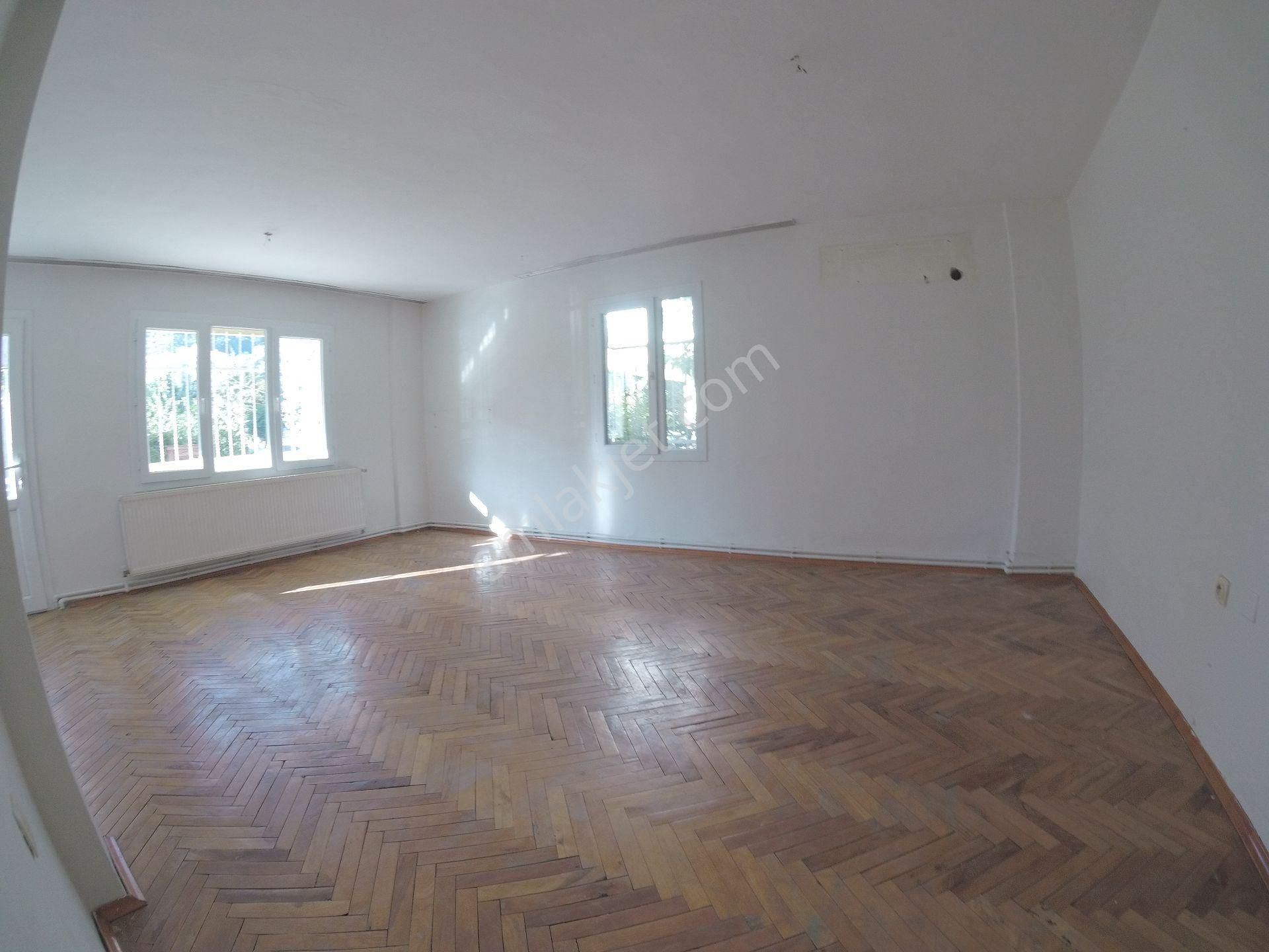 Narlıdere Ilıcada Kiralık Daire 3+1 Termalli Ana Yol&metro Yakın - Görsel 23