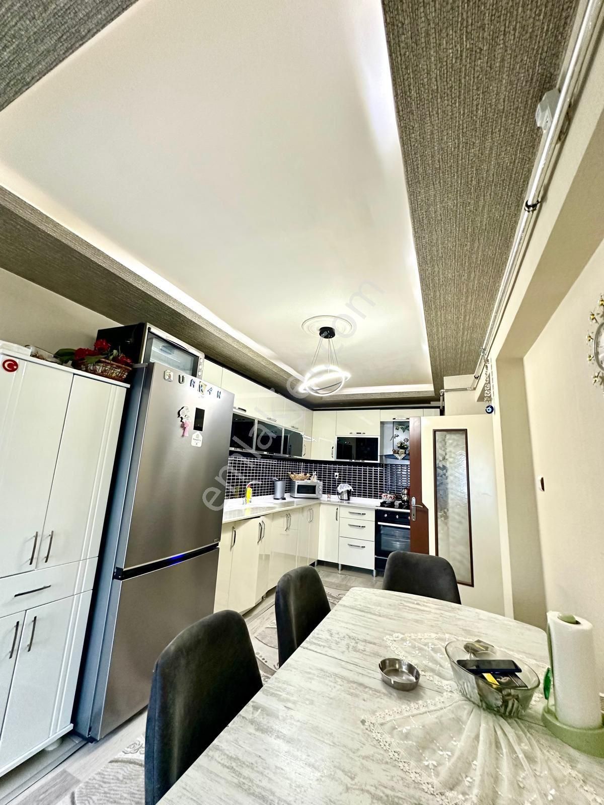 Mç Emlak'tan 29 Ekim Mahallesin'de 3+1 Satılık Daire - Görsel 3