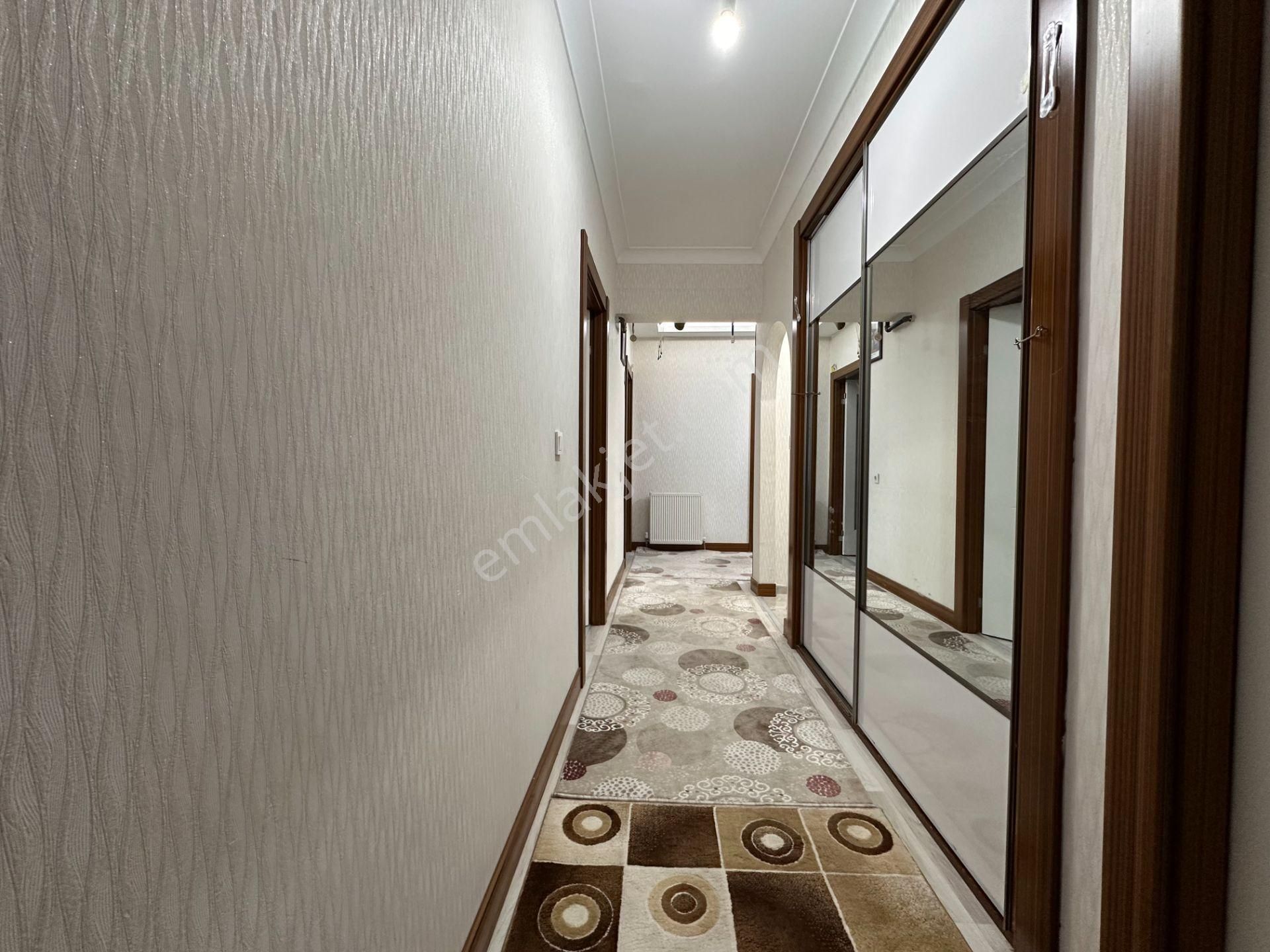 Nam-ak Emlak'tan Çift Banyolu Güney Cephe 4+1 Site Dairesi - Görsel 31