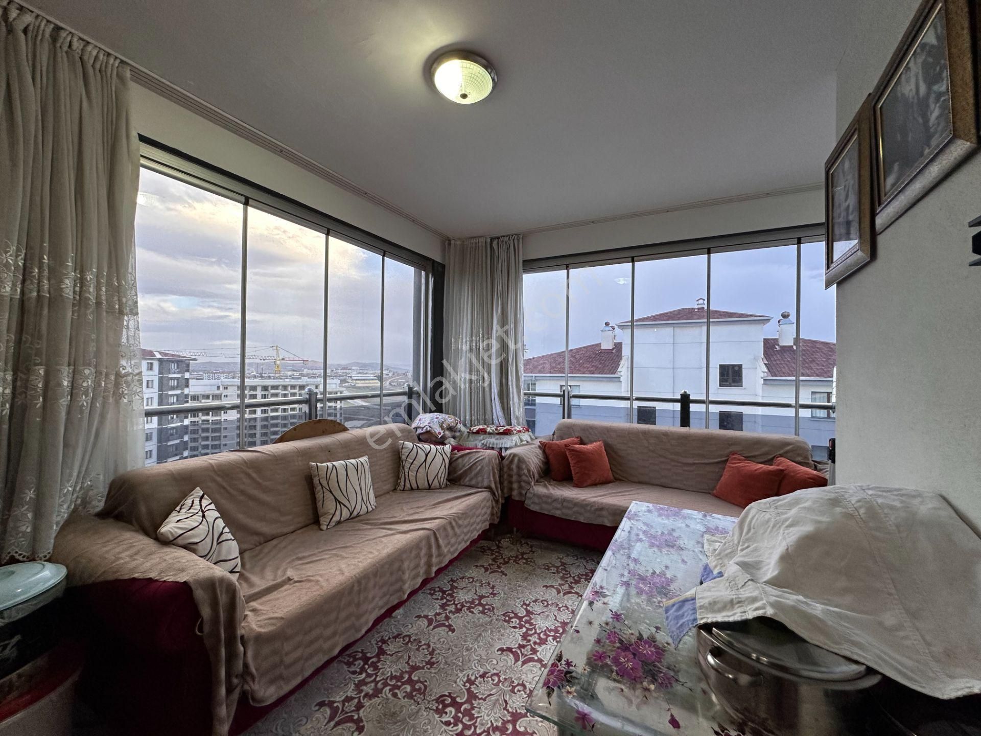 Nam-ak Emlak'tan Çift Banyolu Güney Cephe 4+1 Site Dairesi - Görsel 6