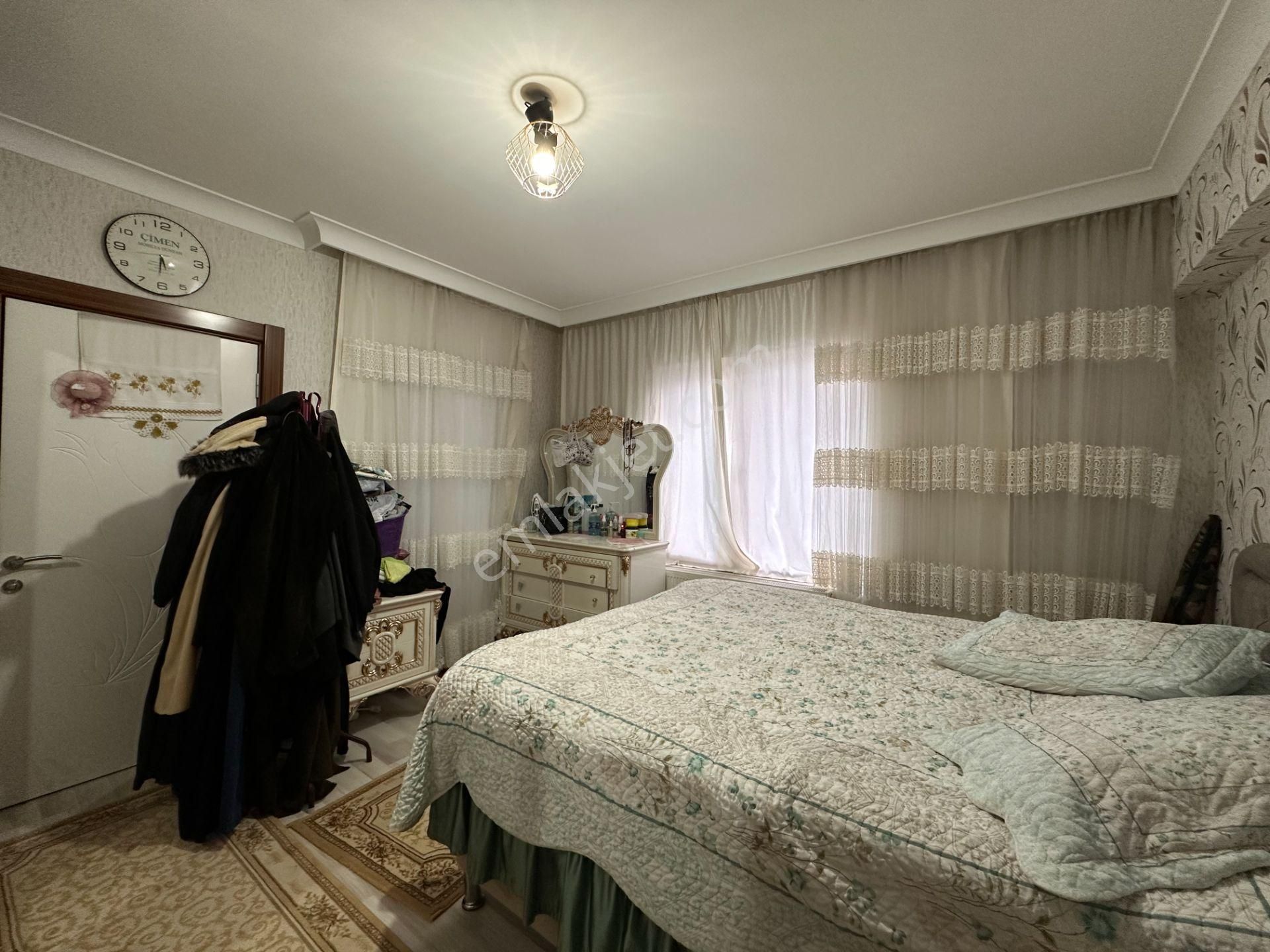 Nam-ak Emlak'tan Çift Banyolu Güney Cephe 4+1 Site Dairesi - Görsel 23