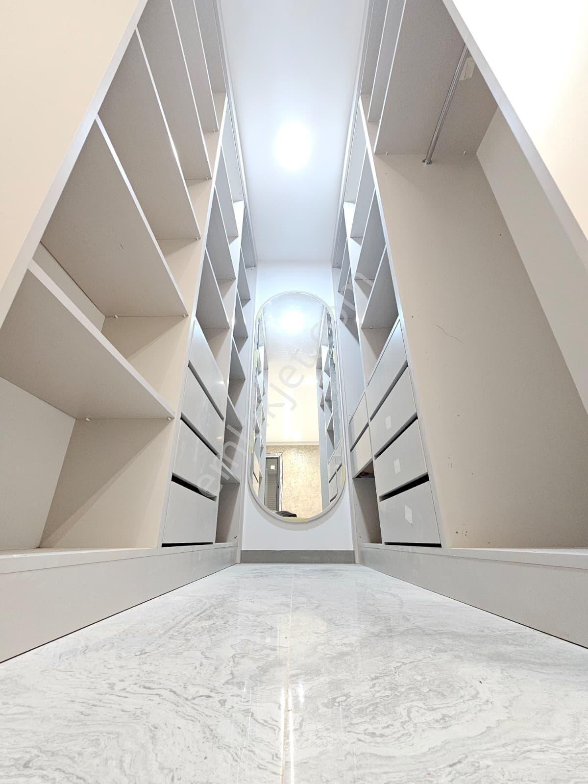 Denizli 1200 Evlerde 3+1 Harika Konumda Panjurlu Giyinme Odalı Ultra Lüks Satılık Fırsat Daireler - Görsel 24