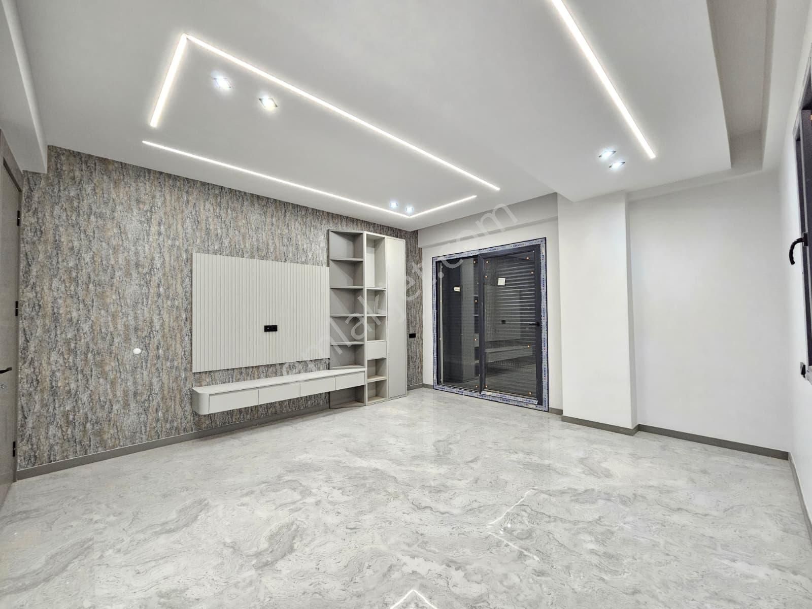 Denizli 1200 Evlerde 3+1 Harika Konumda Panjurlu Giyinme Odalı Ultra Lüks Satılık Fırsat Daireler