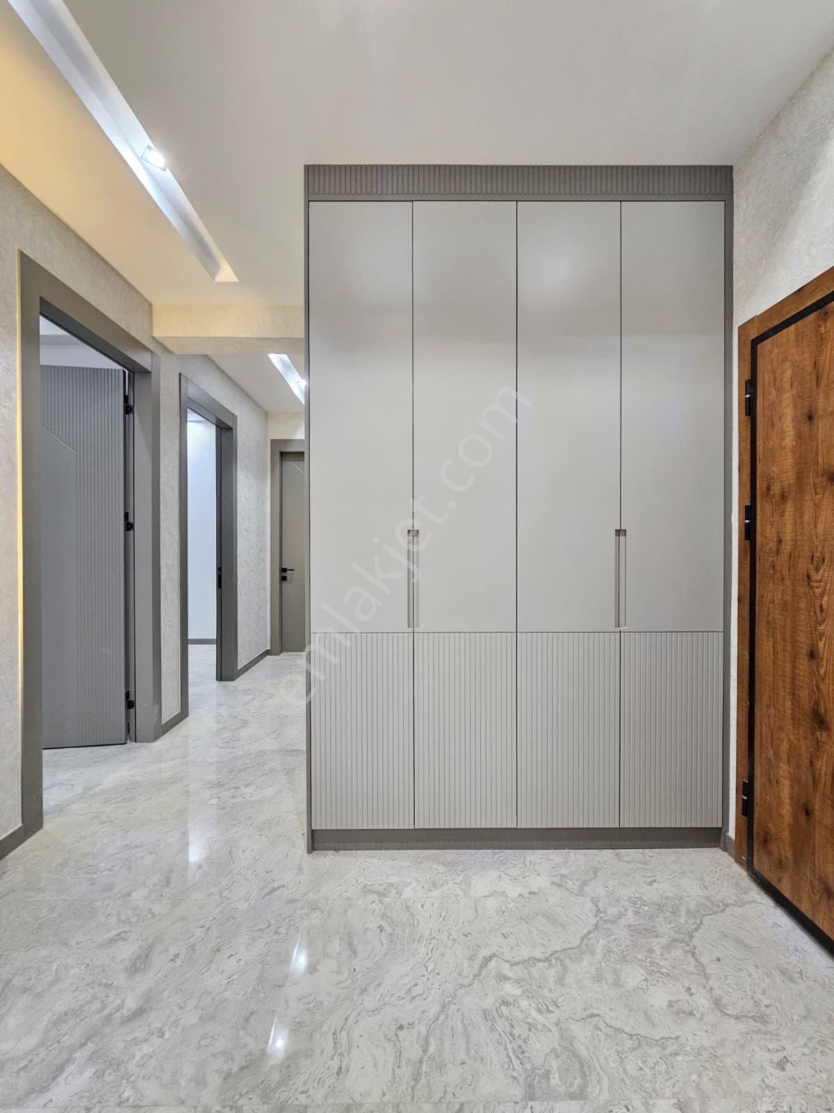 Denizli 1200 Evlerde 3+1 Harika Konumda Panjurlu Giyinme Odalı Ultra Lüks Satılık Fırsat Daireler - Görsel 23