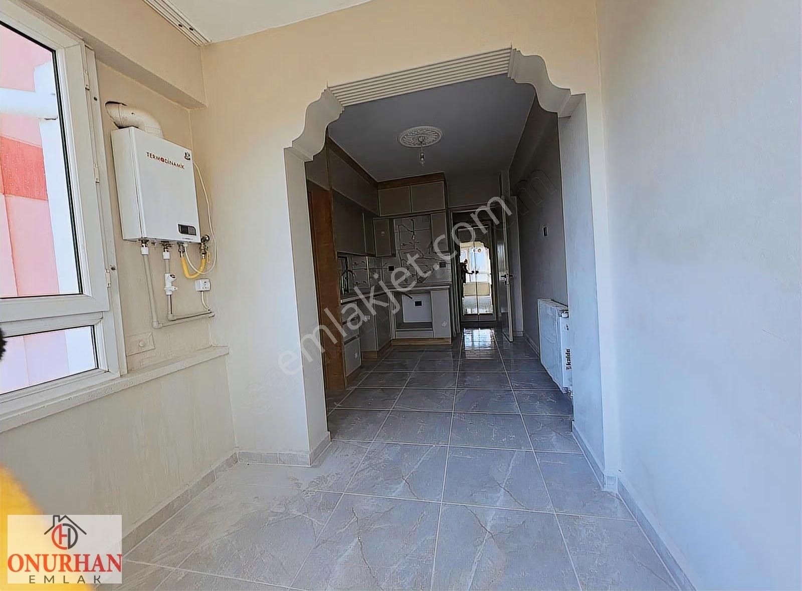 Onurhandan Forum Çamlık Yanında Otoparklı İçi Sıfır Arakat Daire - Görsel 4