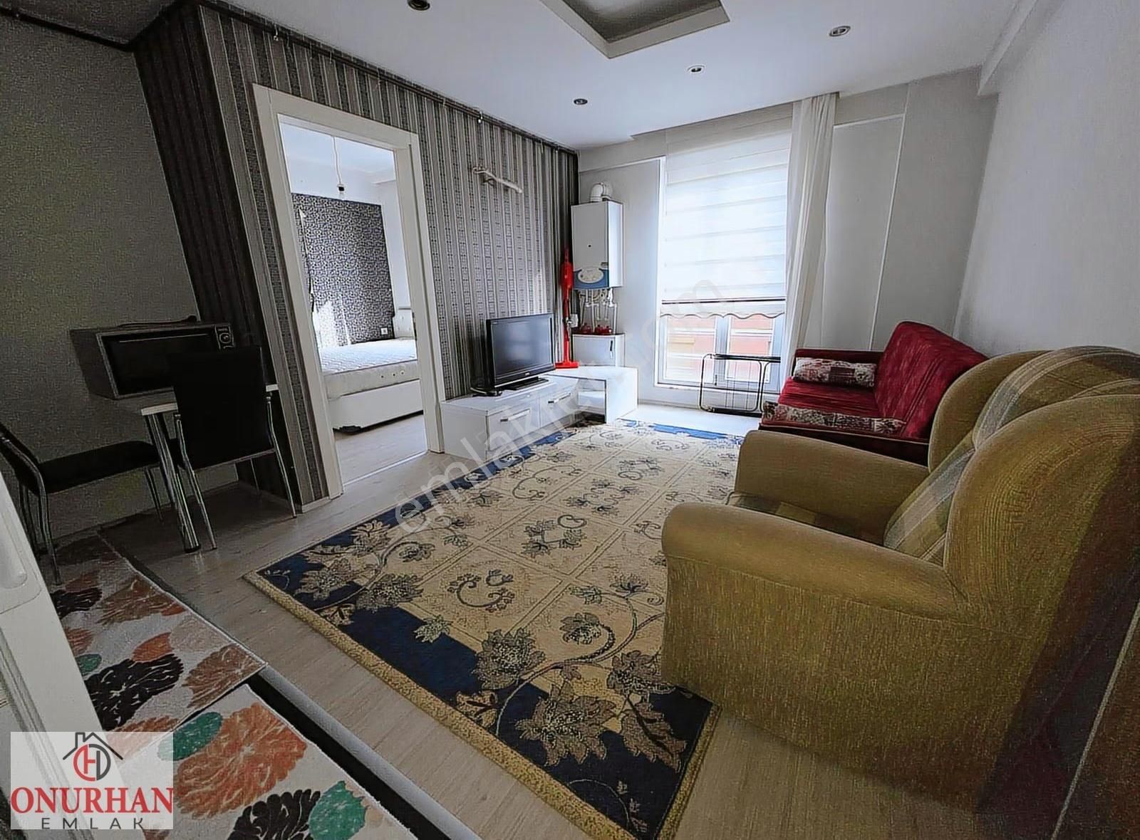 Onurhan Dan Full Kredili Aile Binası Çok Temiz Asansörlü Apart