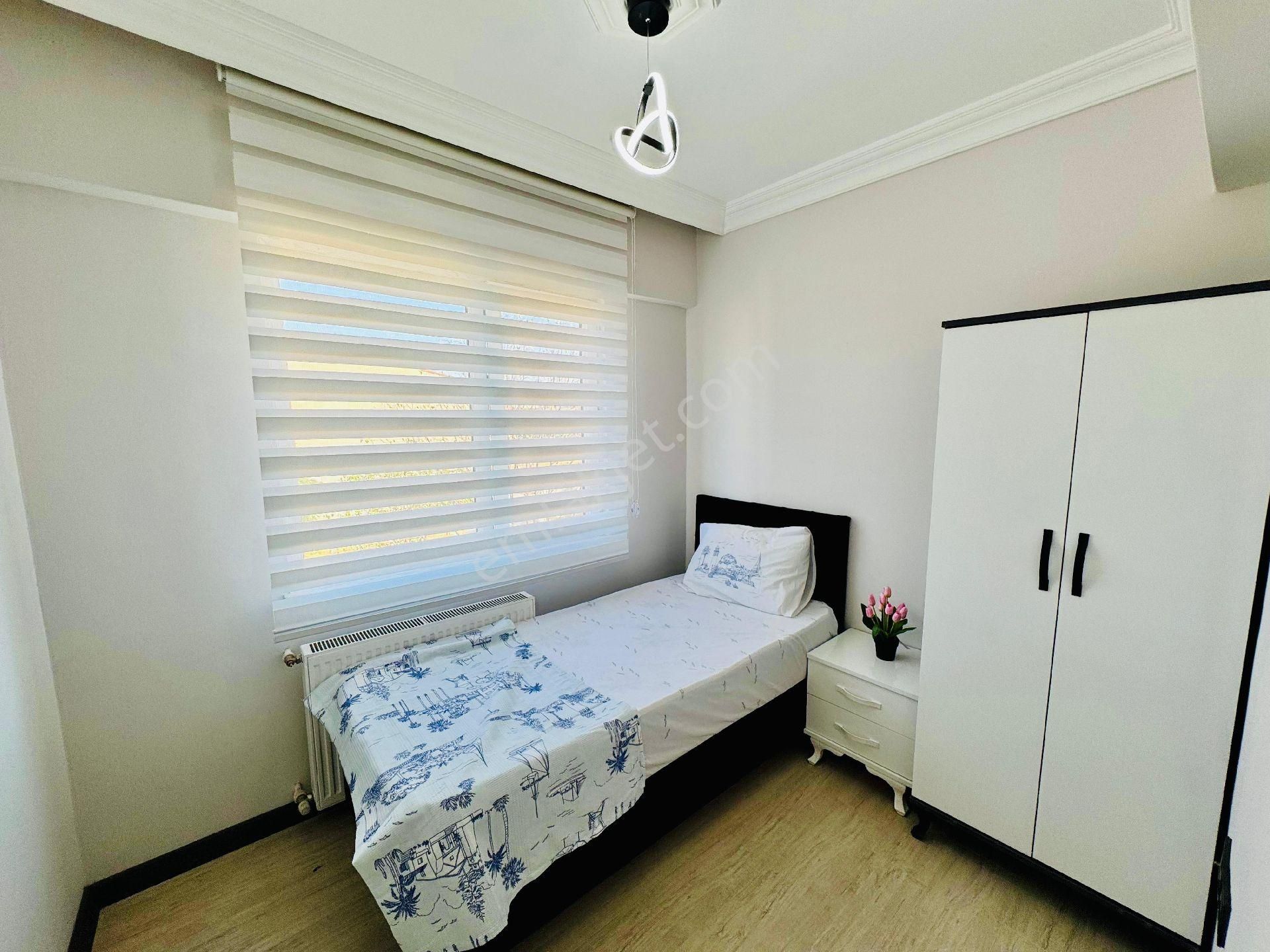 Merkezi Konum Yüksek Kira Getirili Lüx Tasarım Eşyalı Fırsat Daire - Görsel 11