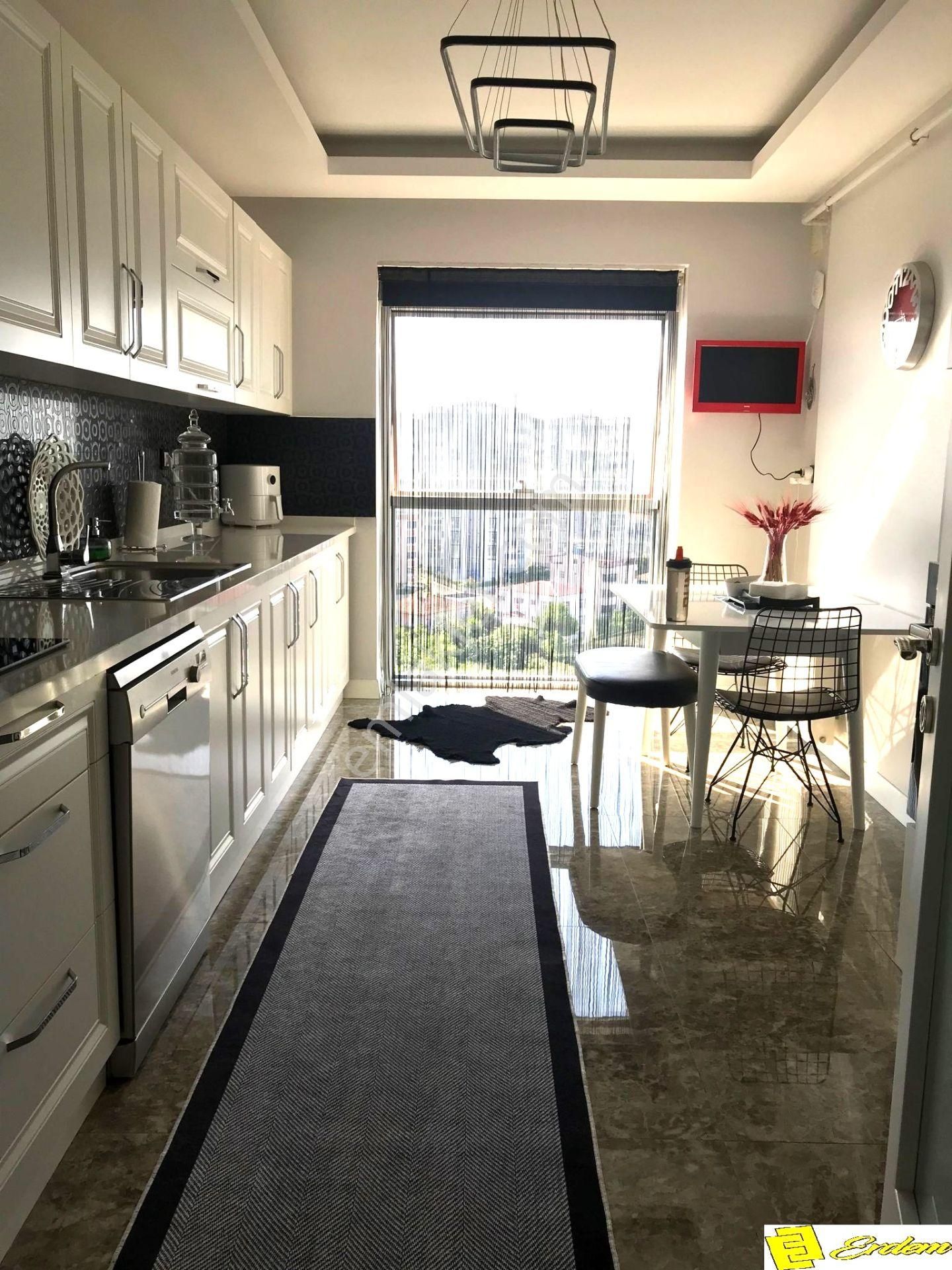 Erdem Emlak Ofisinden 2+1 Daire 9.kat 110 M2 Belediye Evleri Hasköyde