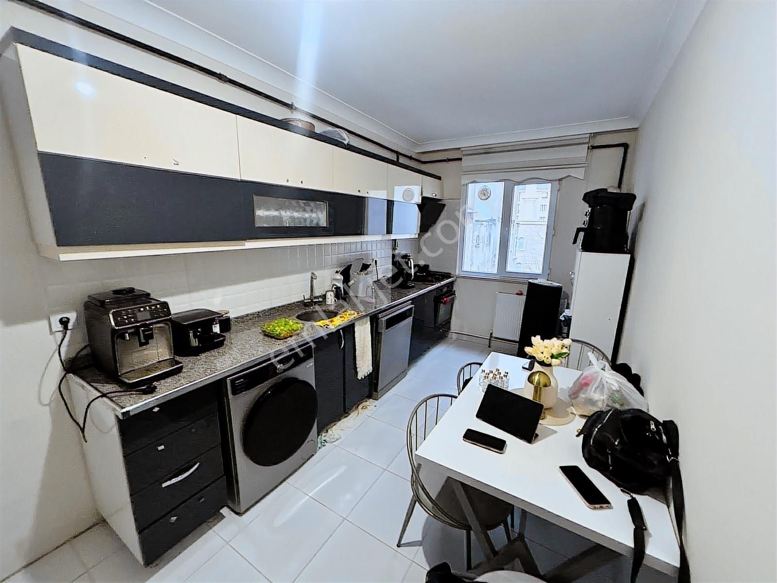 Fevzipaşada Satılık 2+1 Daire - Görsel 17