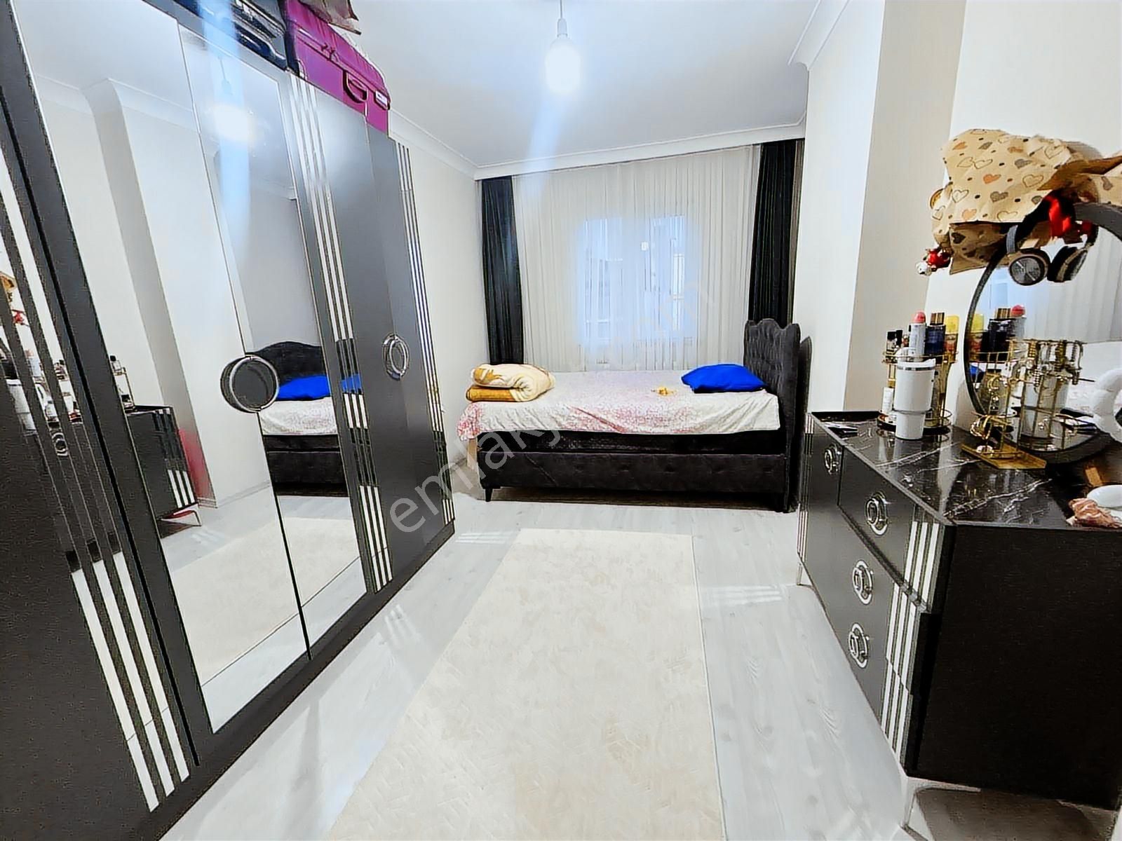 Fevzipaşada Satılık 2+1 Daire - Görsel 2