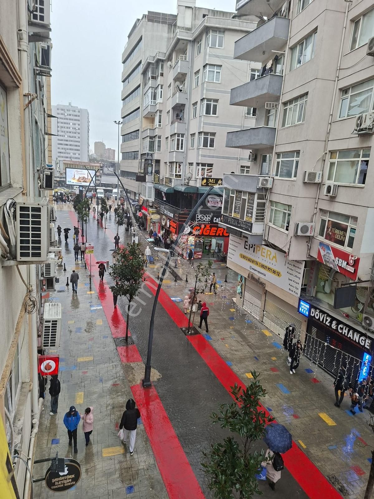 Metro Ve Metrobüse Yakın Şirin Evler Meydanda Ofis Büro - Görsel 12