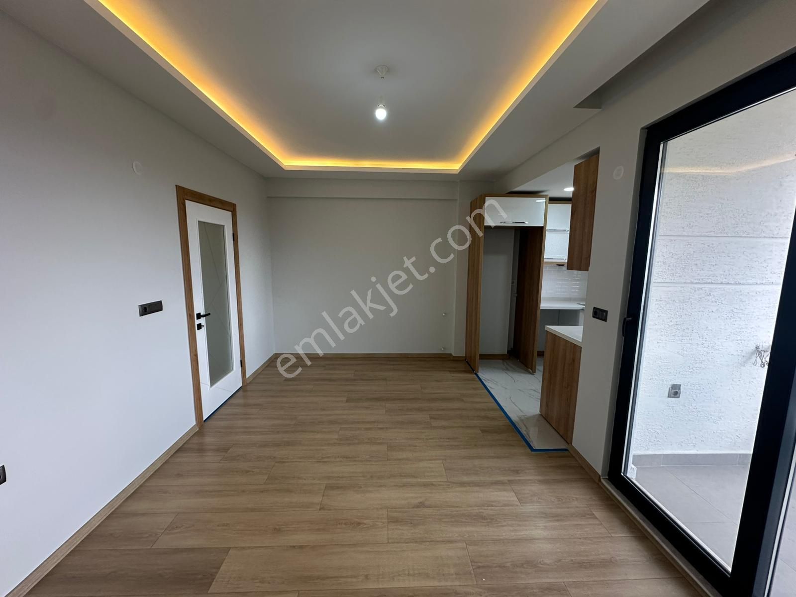 Dora Dan Satılık Pazar Sokağında Sıfır 2+1 Açık Mutfak Lüx Daire - Görsel 23