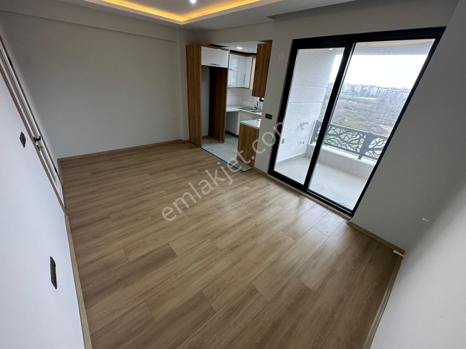 Dora Dan Satılık Pazar Sokağında Sıfır 2+1 Açık Mutfak Lüx Daire - Görsel 21
