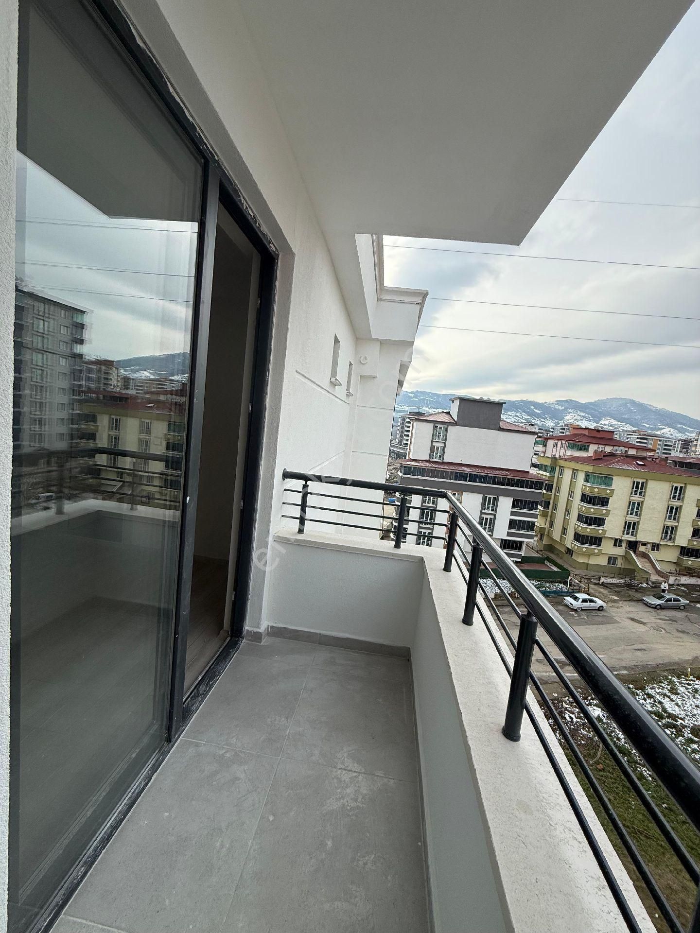 Rekoor Emlaktan Kışlada Sıfır 3+1 Satılık Daire - Görsel 11