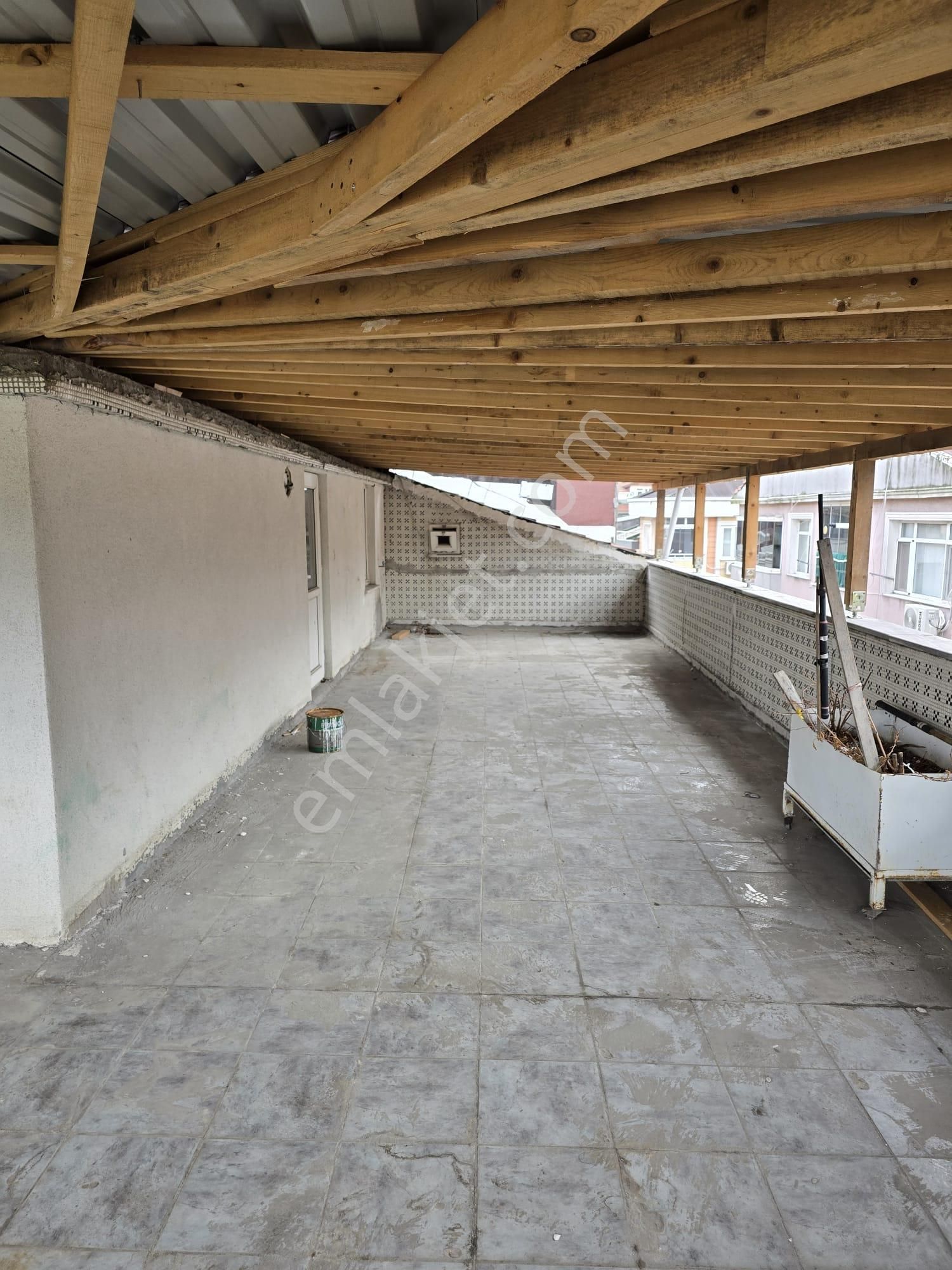 Şemsipaşa 51. Sokakta Çatıkatı 2+1 Kiralık Daire - Görsel 16