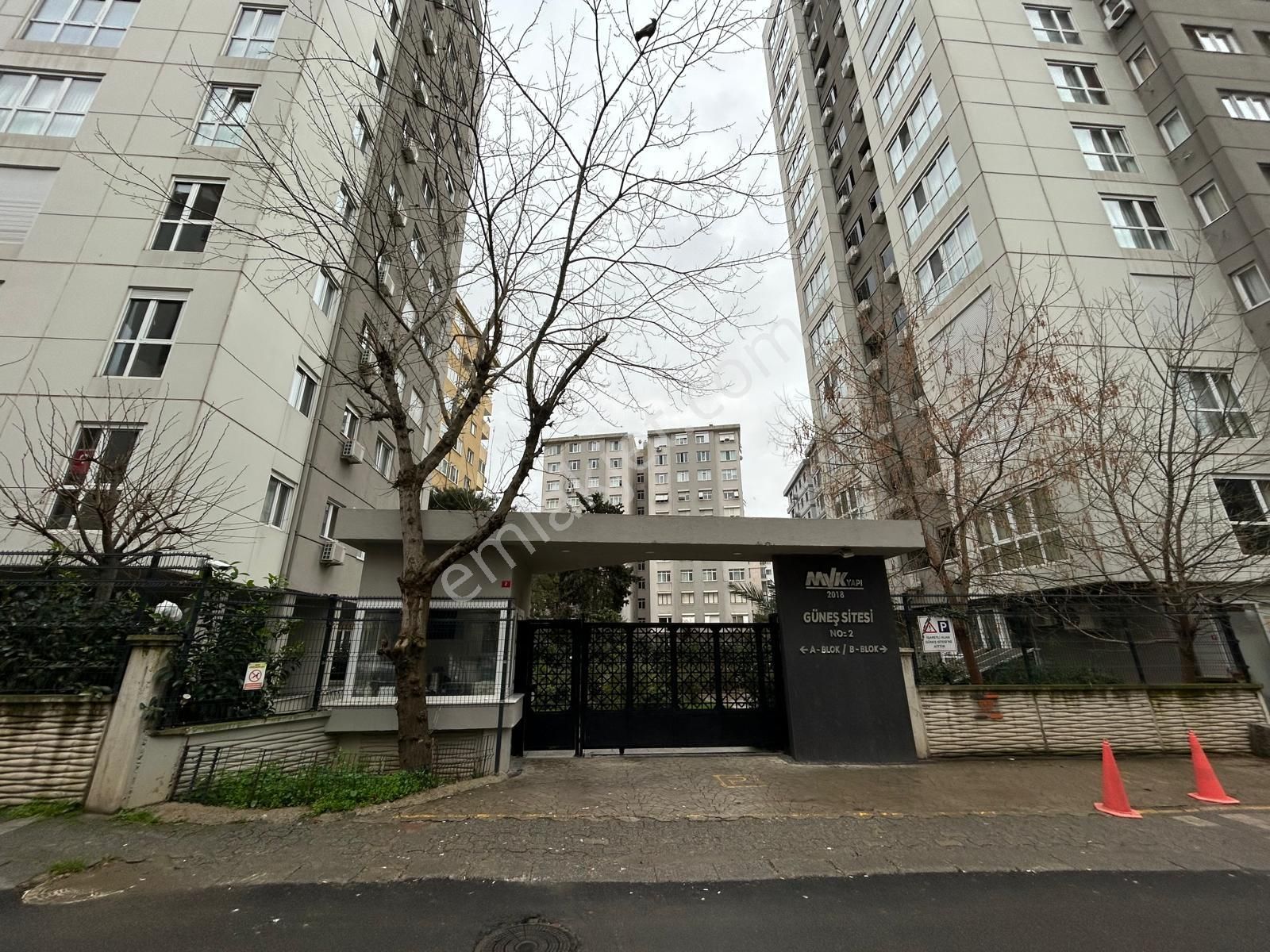 Erenköy'de Balkonlu Ebv.banylu 7/24 Güvenlikli Site De 3+1 130m2 - Görsel 35