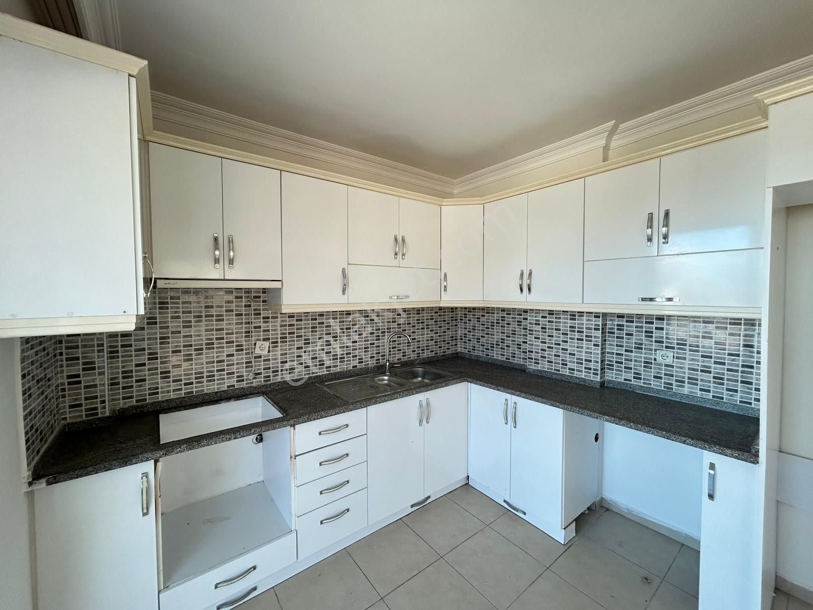 Goldhouse Dan Satılık Patlangıç Ta Şehir Ve Deniz Manzaralı 6+2 Daire - Görsel 5