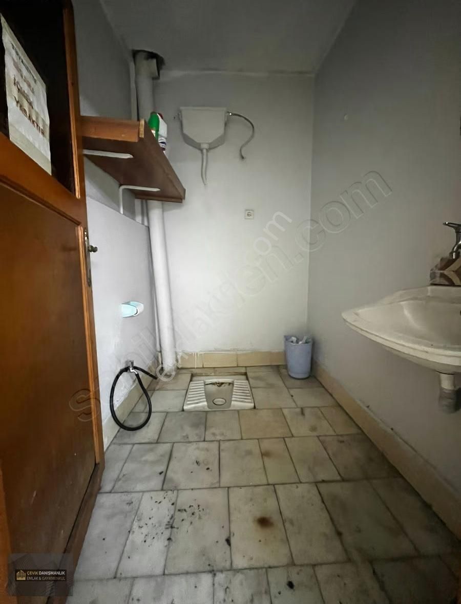 Çevikten Yıldırımda Her İşe Uygun 3 Katlı 600mt Dükkan - Görsel 19