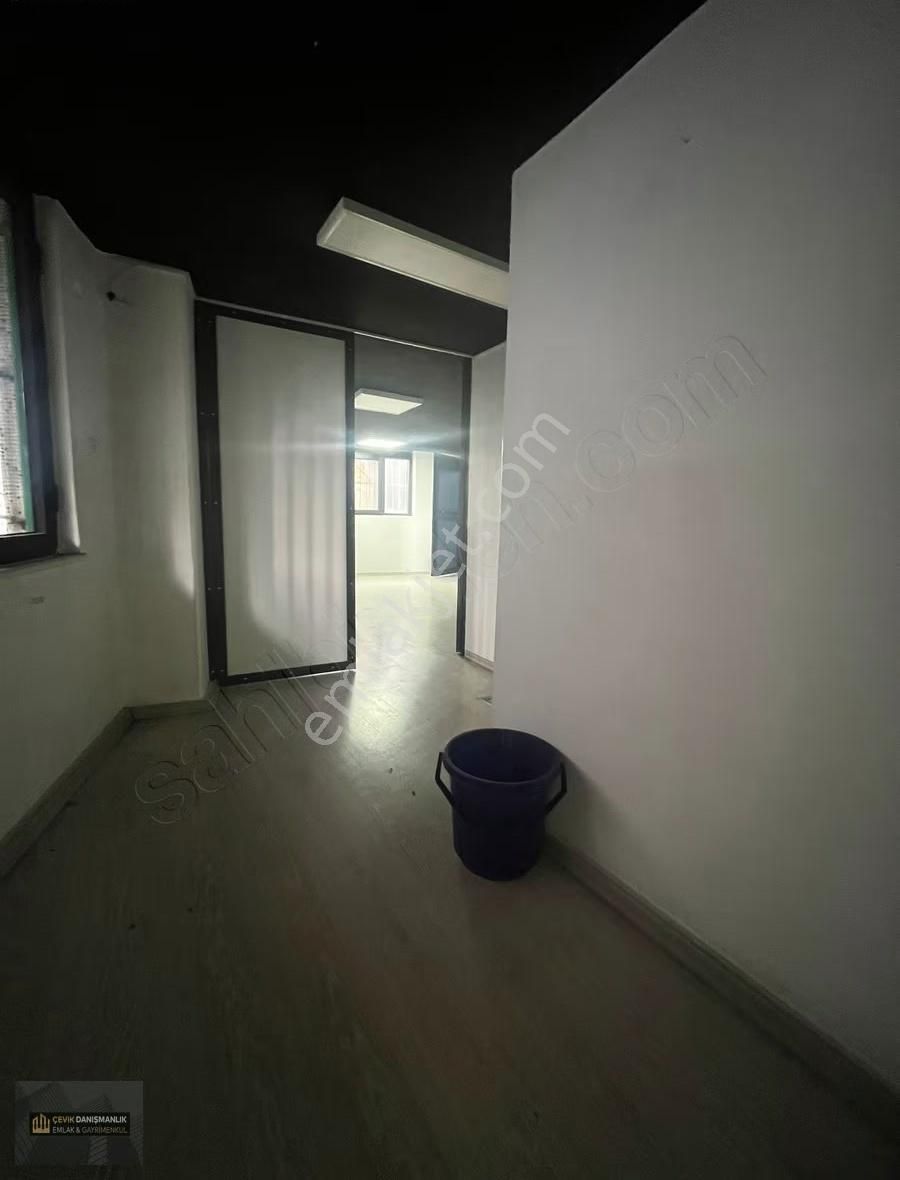 Çevikten Yıldırımda Her İşe Uygun 3 Katlı 600mt Dükkan - Görsel 20