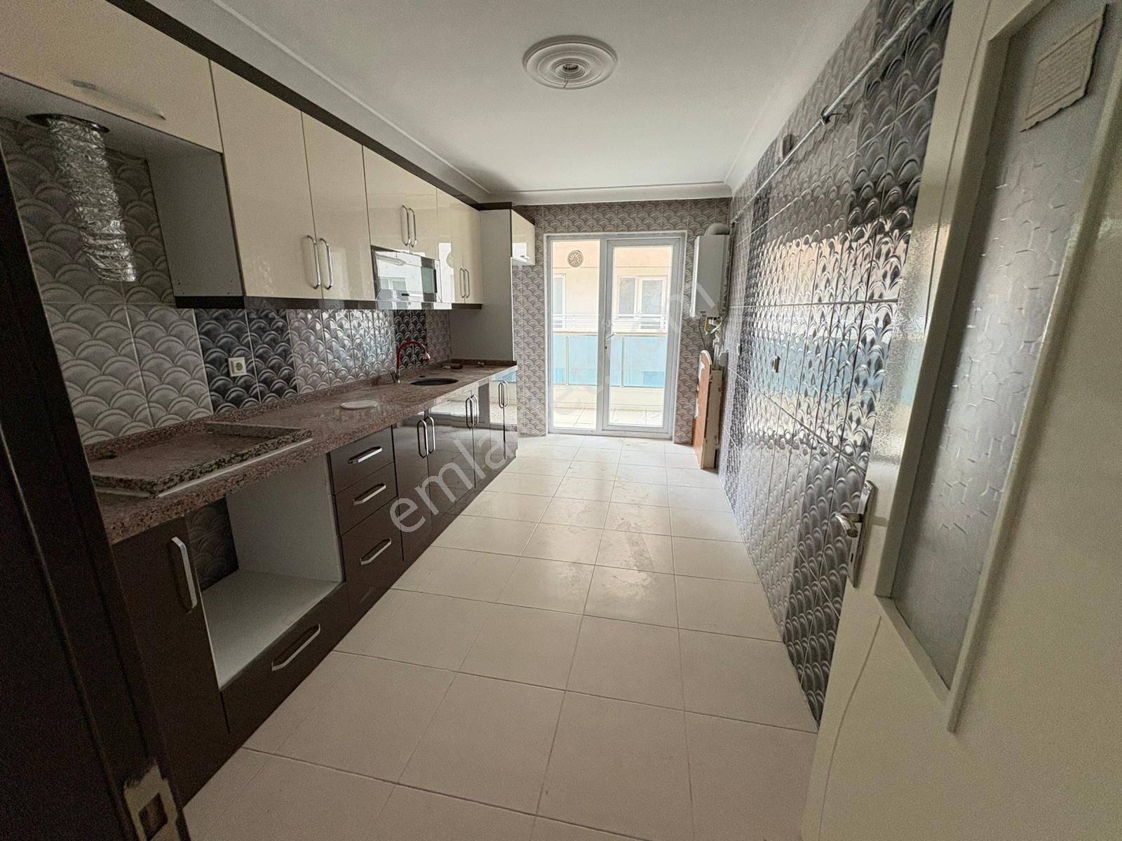 Yılmazer'den 8.cadde'de Masrafsız 3+1 Öncephe Satılık Beşikkaya! - Görsel 2