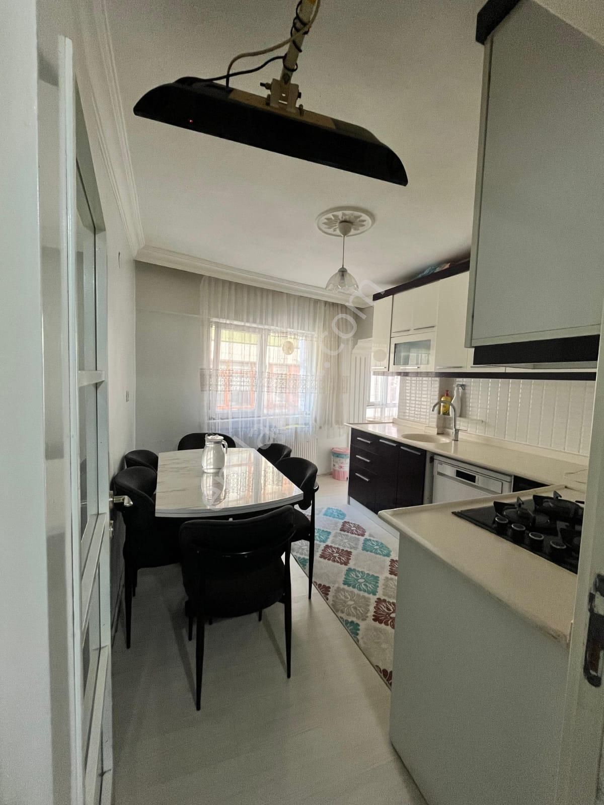 30 Ağustos Mahallesinde 3+1harika Konumda Fırsat Daire!!!