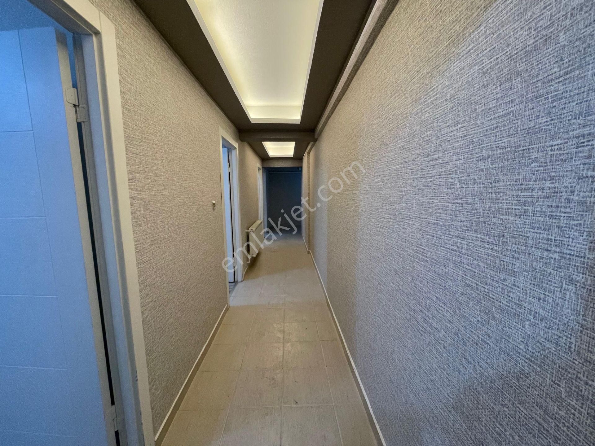 Baruthane Sokak Cadde Yakını Katta Yapılı Asansörlü Fırsat !!! - Görsel 4