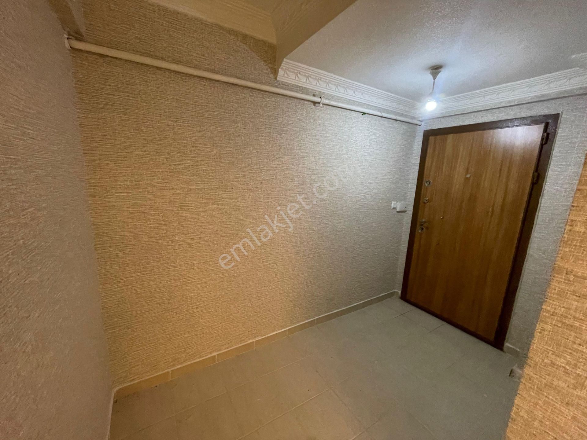 Baruthane Sokak Cadde Yakını Katta Yapılı Asansörlü Fırsat !!! - Görsel 9